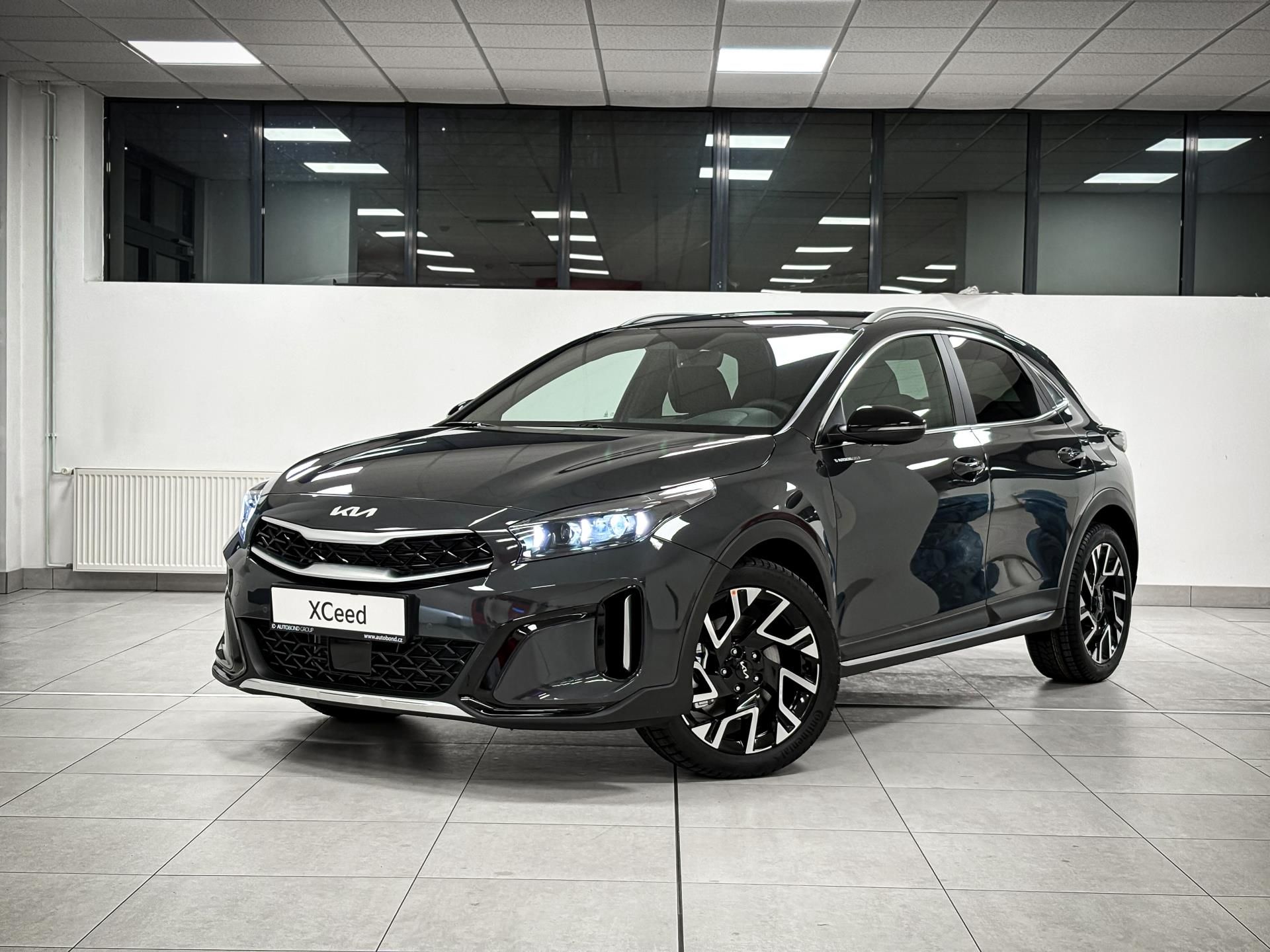 Kia XCee´d, STEEL EDITION 1.6 T-GDI 110kW