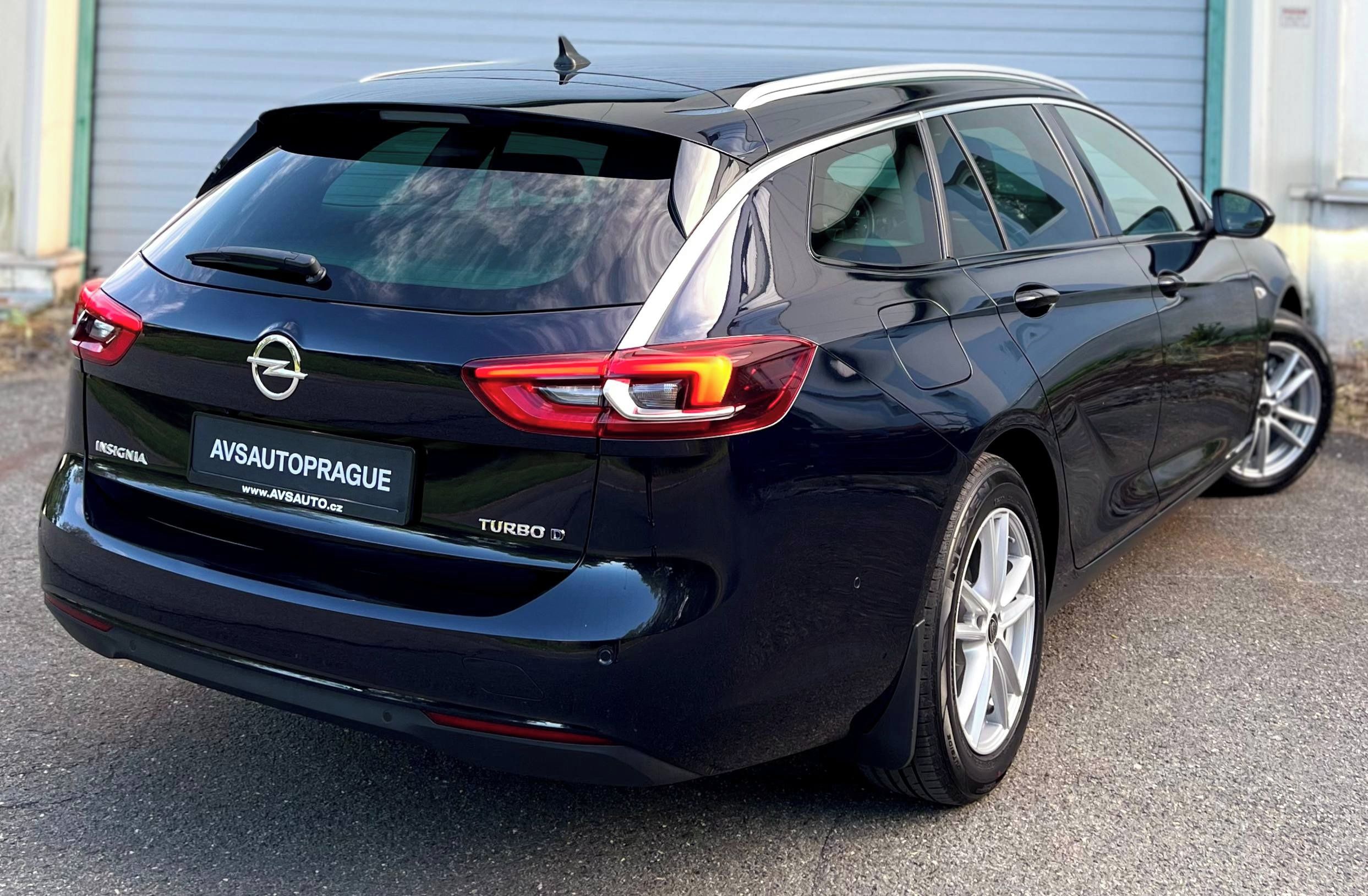 Opel Insignia, 2.0 CDTI AUTOMAT 2018 125KW - fotka 4