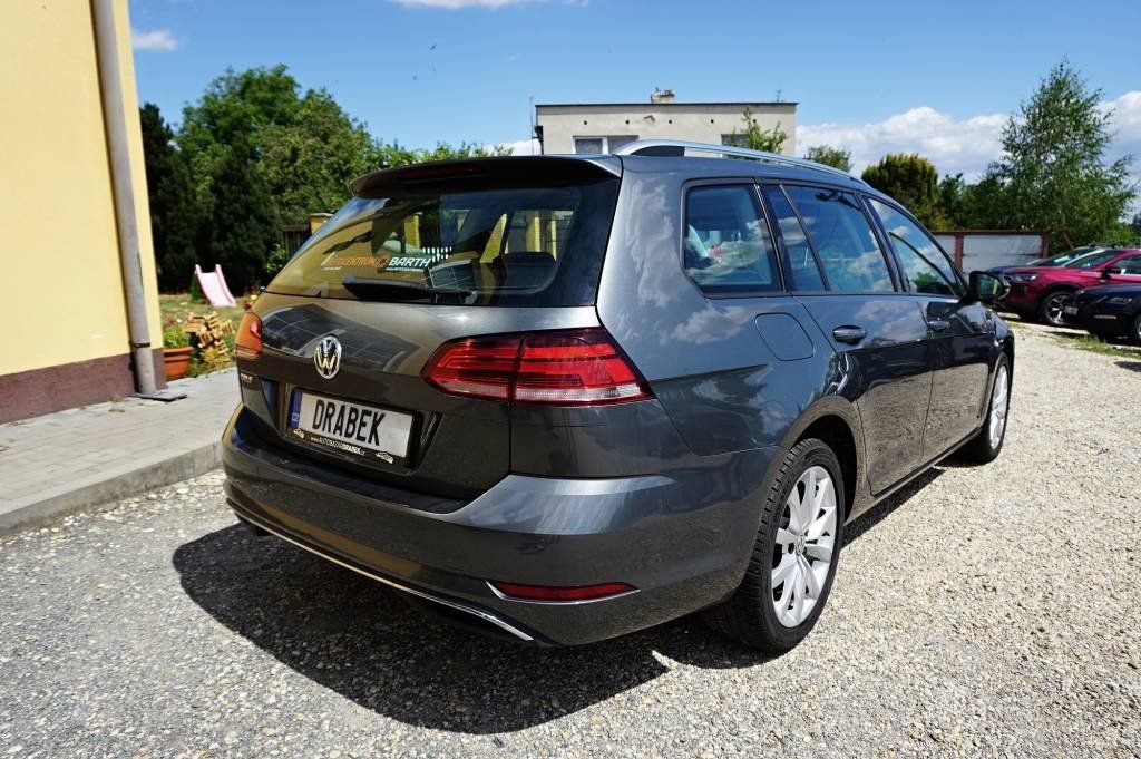 Volkswagen Golf Variant, MATCH 1,0 TSI 81 kW - fotka 4