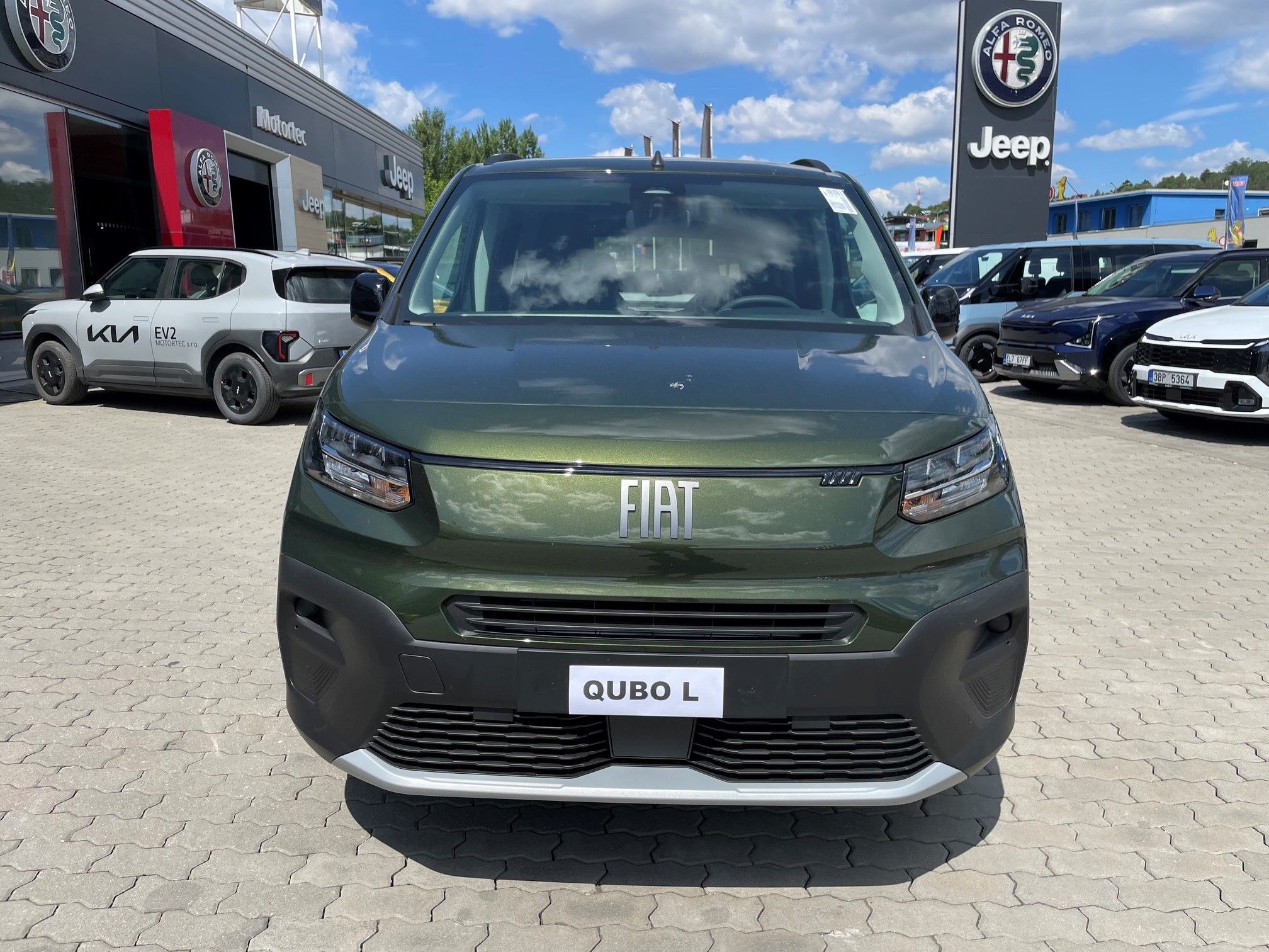 Fiat Qubo, L Maxi Icon 1.5 BlueHDI 130k M - fotka 6
