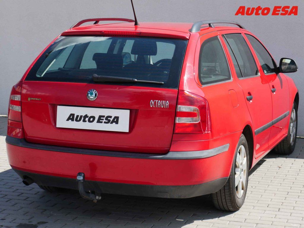 Škoda Octavia, 1.6i - fotka 4