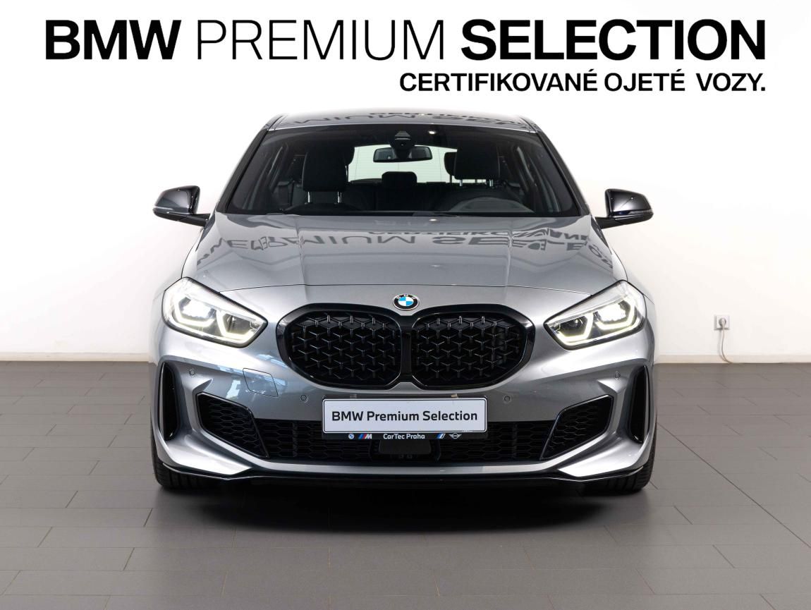 BMW Řada 1, M135i xDrive - fotka 3
