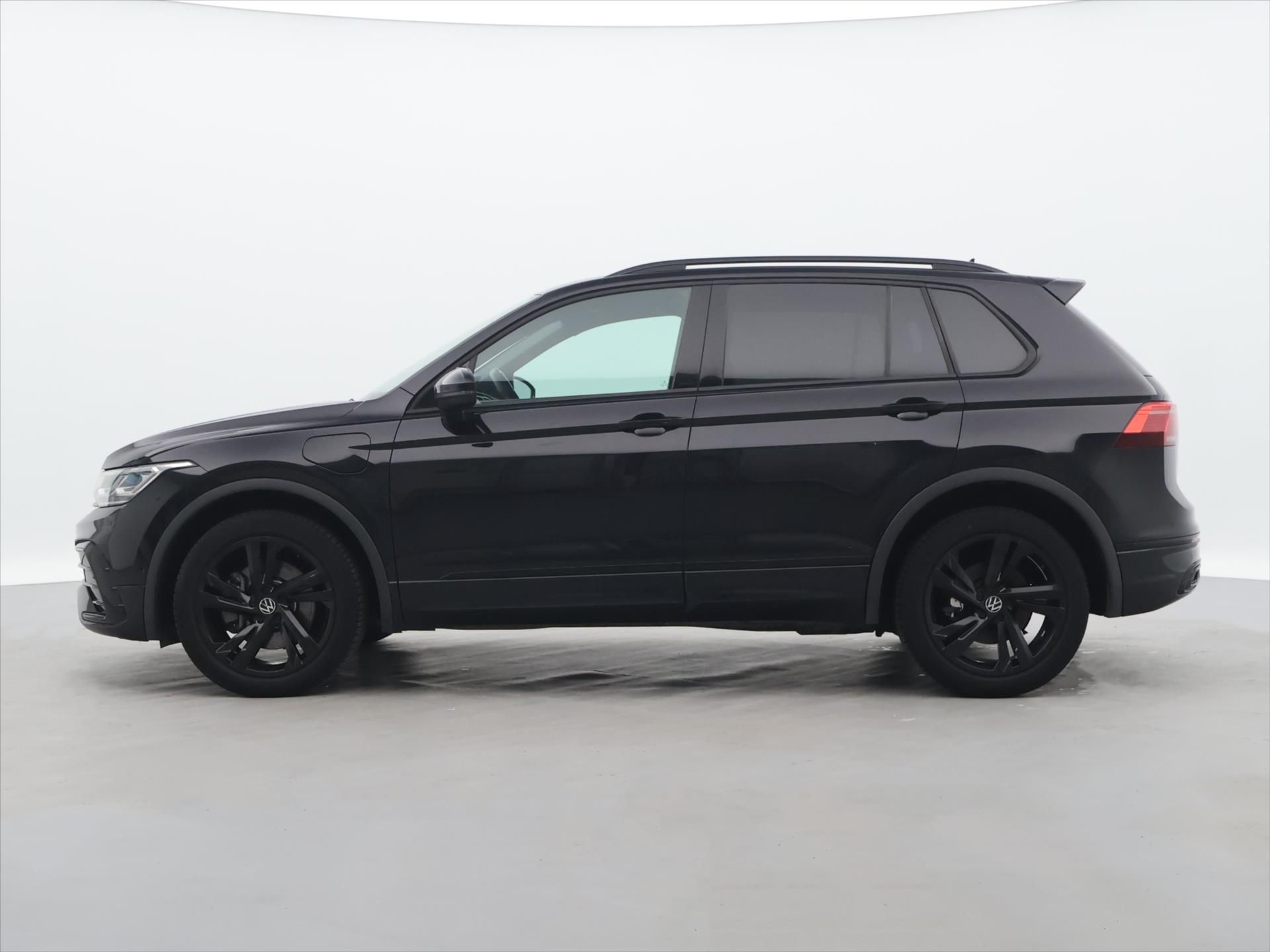 Volkswagen Tiguan, 1,4 TSI PHEV 180kW R-Line CZ D - fotka 4
