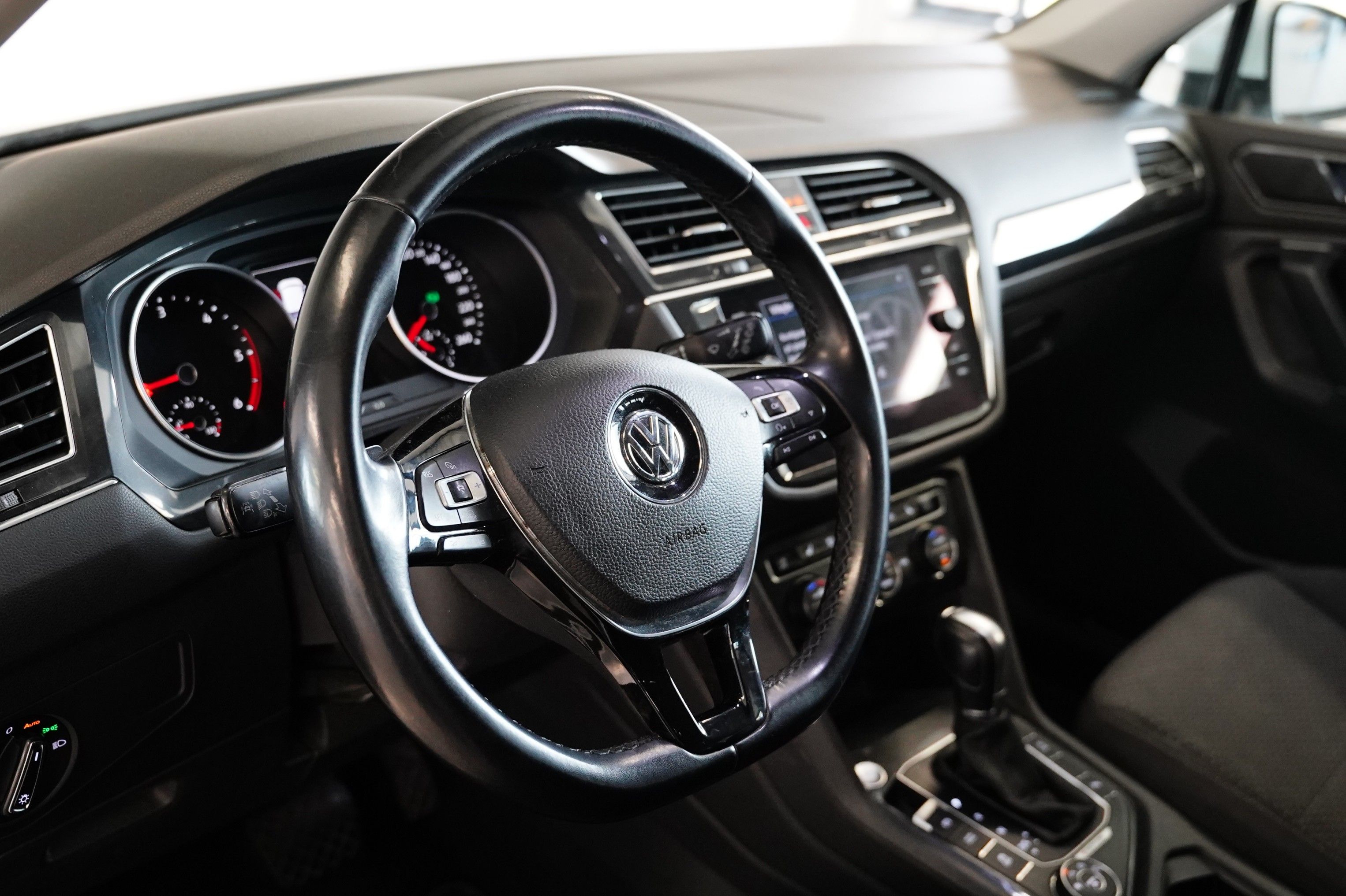 Volkswagen Tiguan, 2.0 TDI 110 kW DSG 4X4 - fotka 6