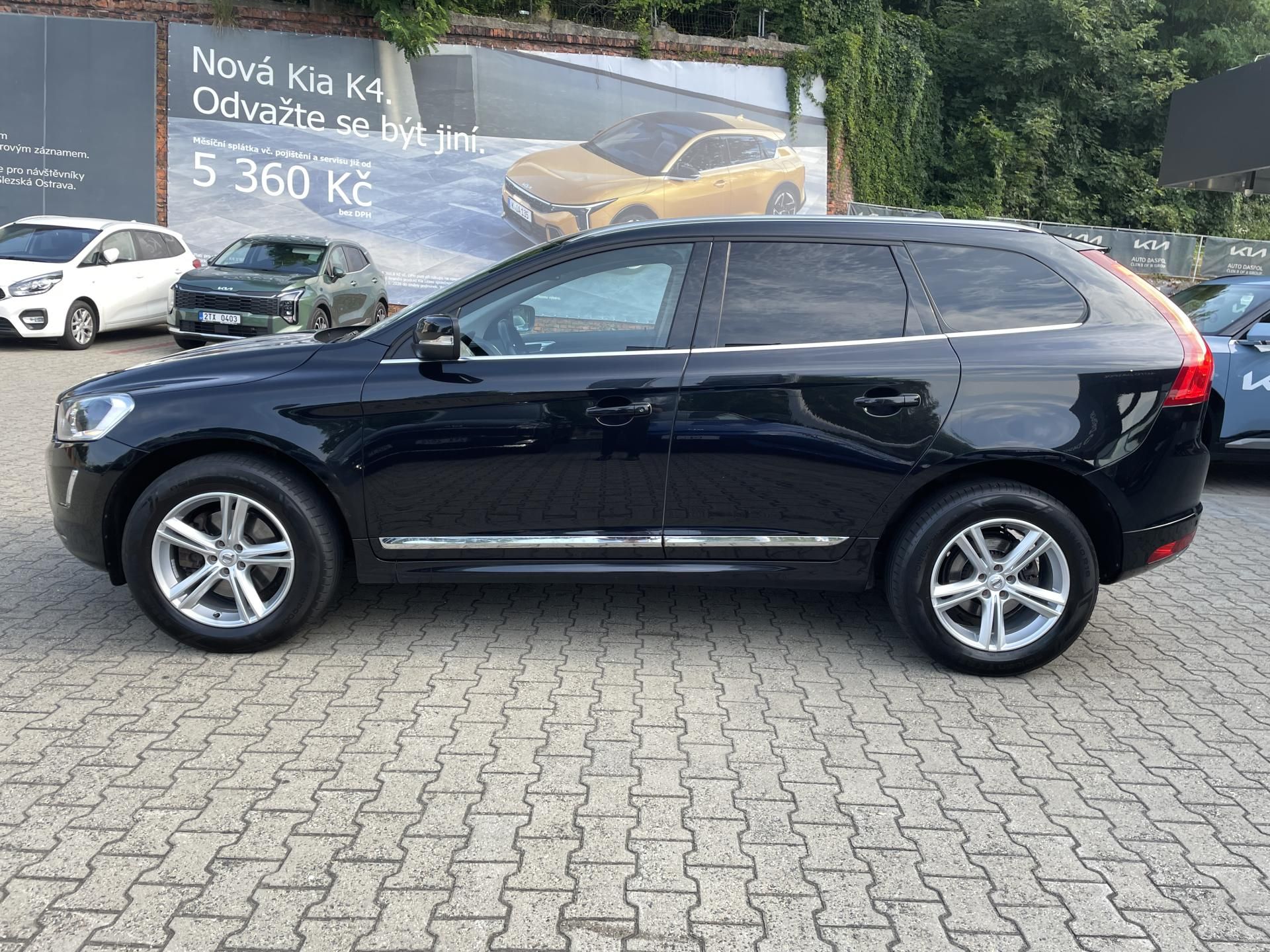 Volvo XC60, D5 2.4D 169kW AWD - fotka 6