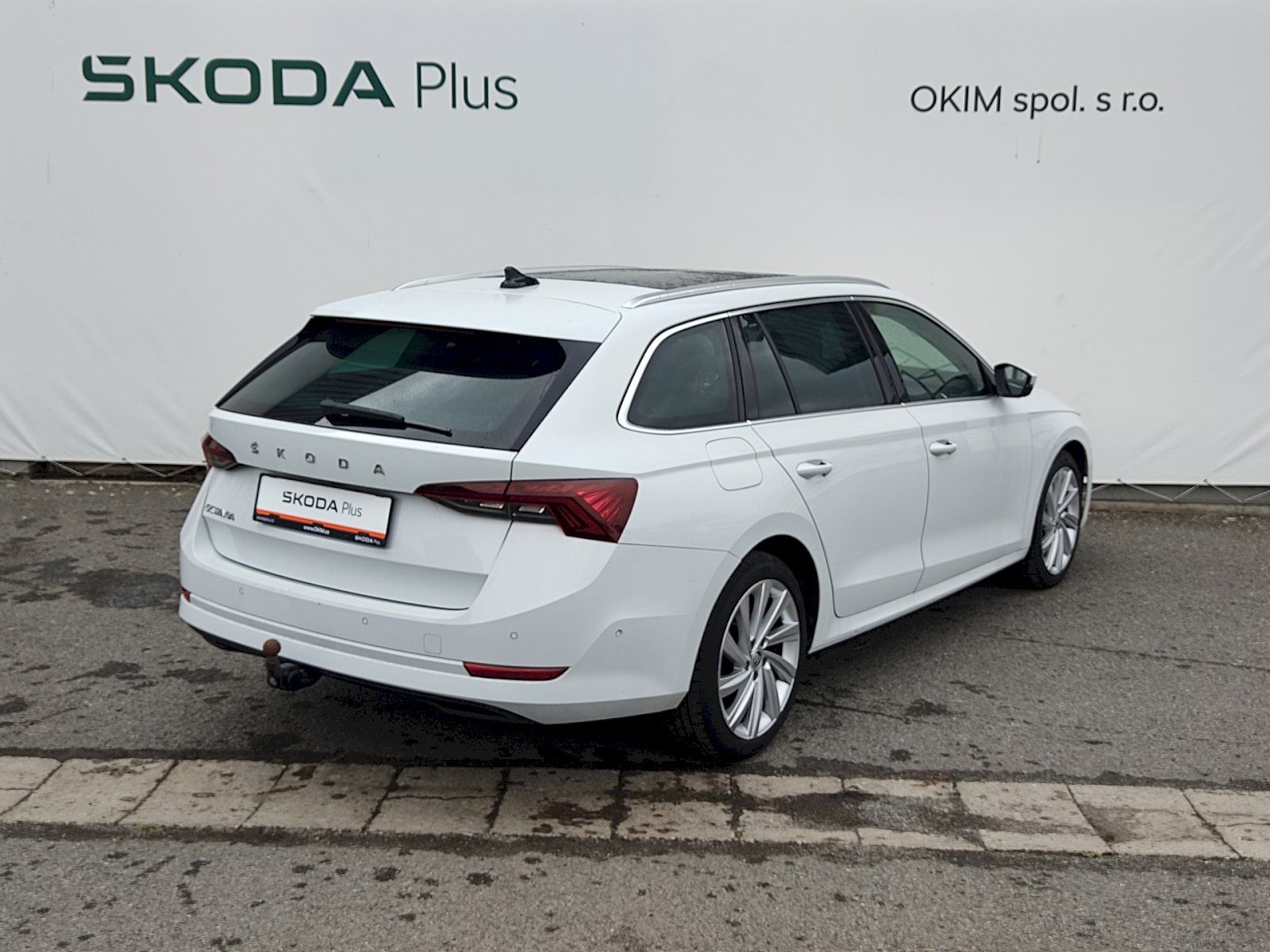 Škoda Octavia, Combi Style Comfort 2,0 Tdi 11 - fotka 2