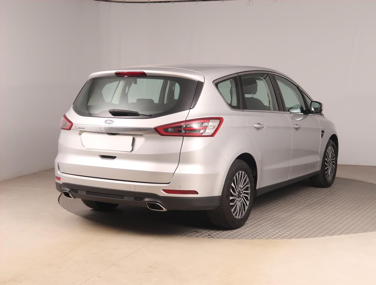 Ford S-MAX, 2.0 TDCi, Titanium, Automat - fotka 5