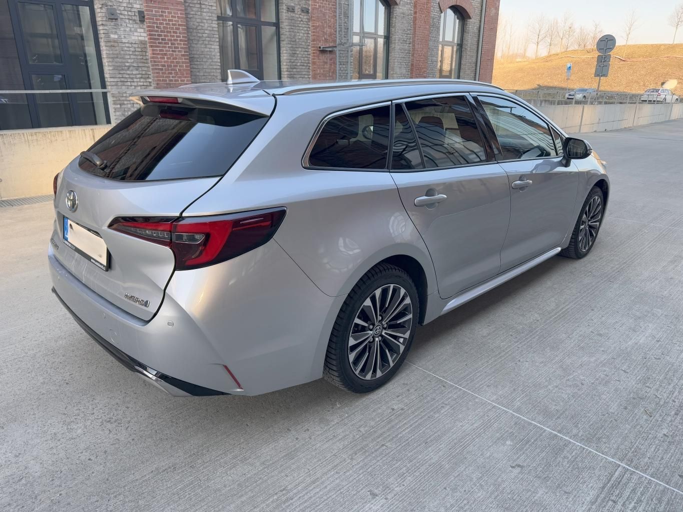 Toyota Corolla, Touring Sport MC23 1,8 - fotka 3