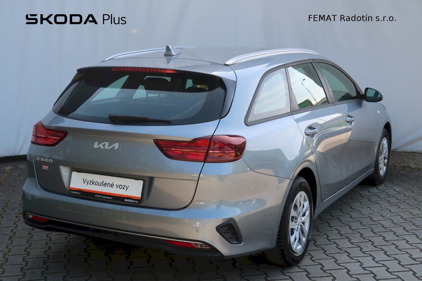 Kia Cee´d, Sportswagon 1,0 T-GDI/88 kW - fotka 2