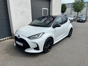 1.5 HEV 116k e-CVT, ČR,1. maj.
