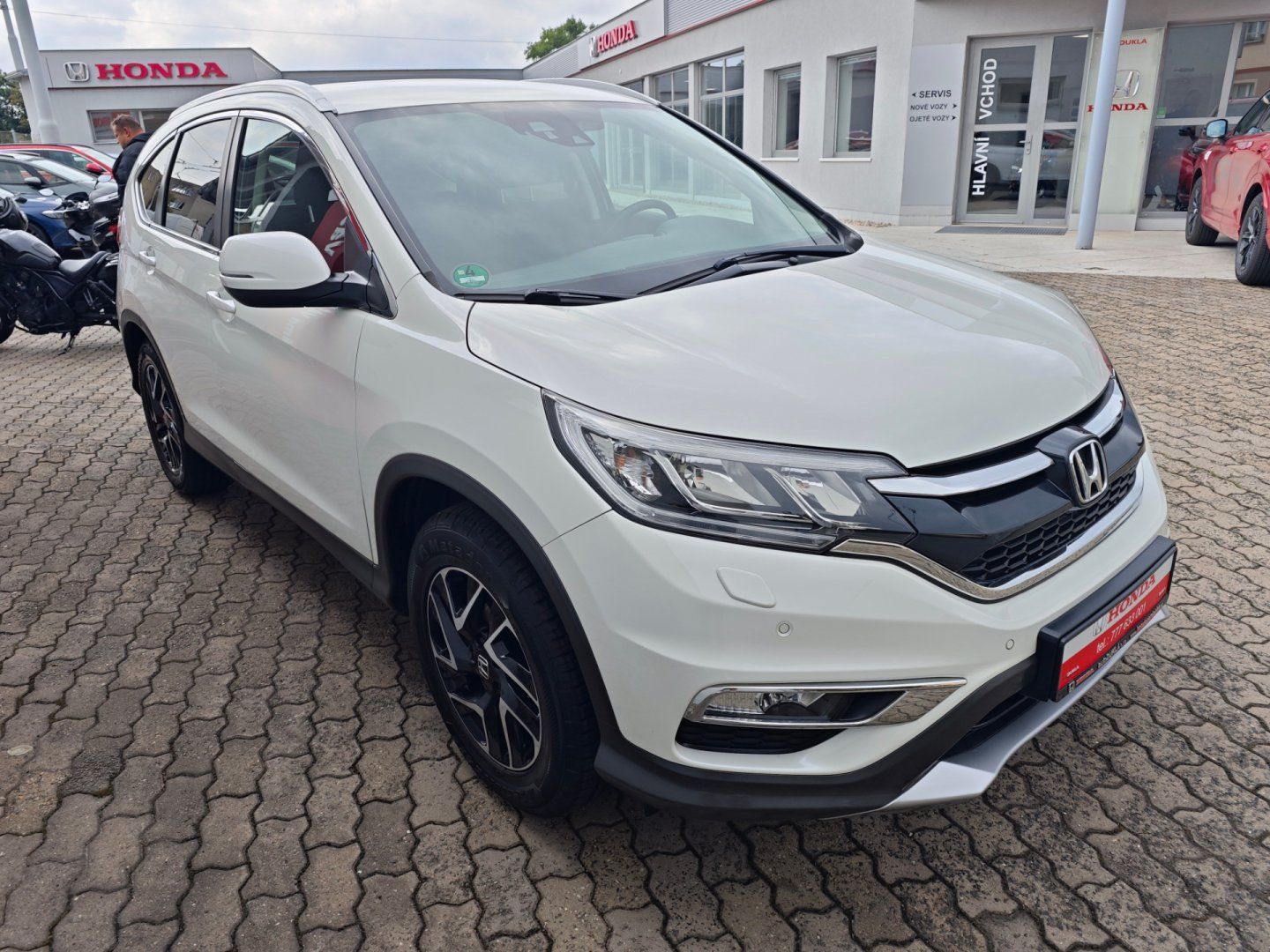 Honda CR-V, 2.0 i-VTEC Elegance Plus 4WD - fotka 2
