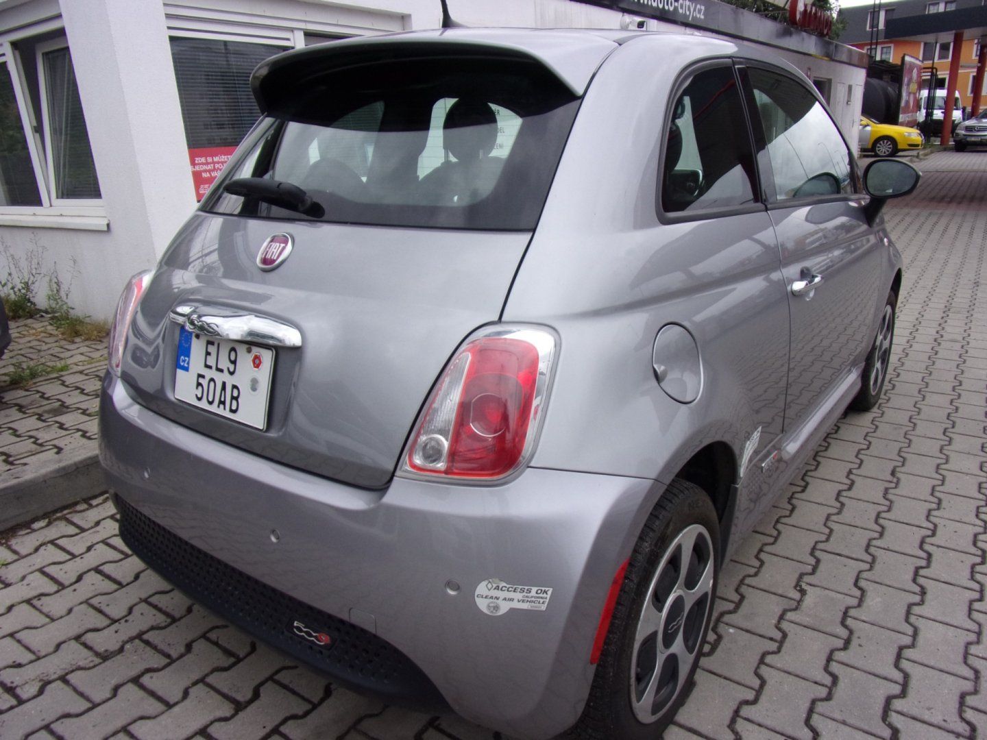 Fiat 500E, Sport 83kW - fotka 4