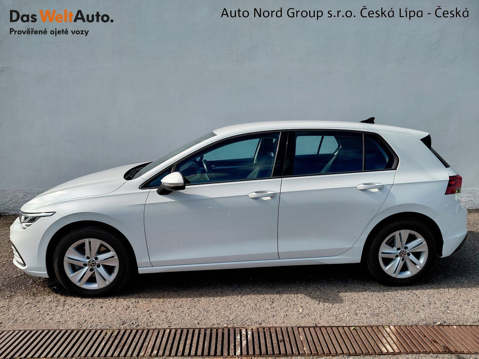 Volkswagen Golf, Golf LIFE 1,0 TSI 6G - fotka 3