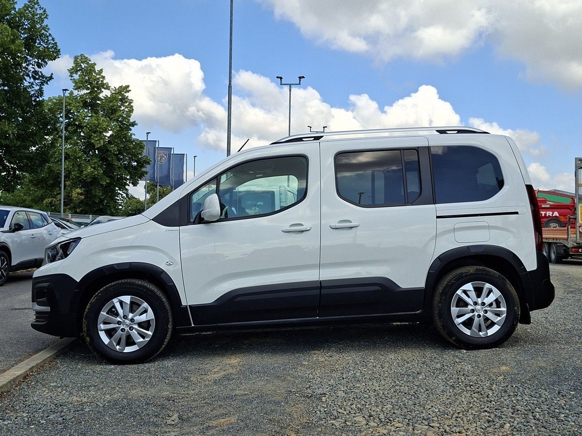 Peugeot Rifter, ACTIVE 1.2 PT 110k M6 - fotka 4