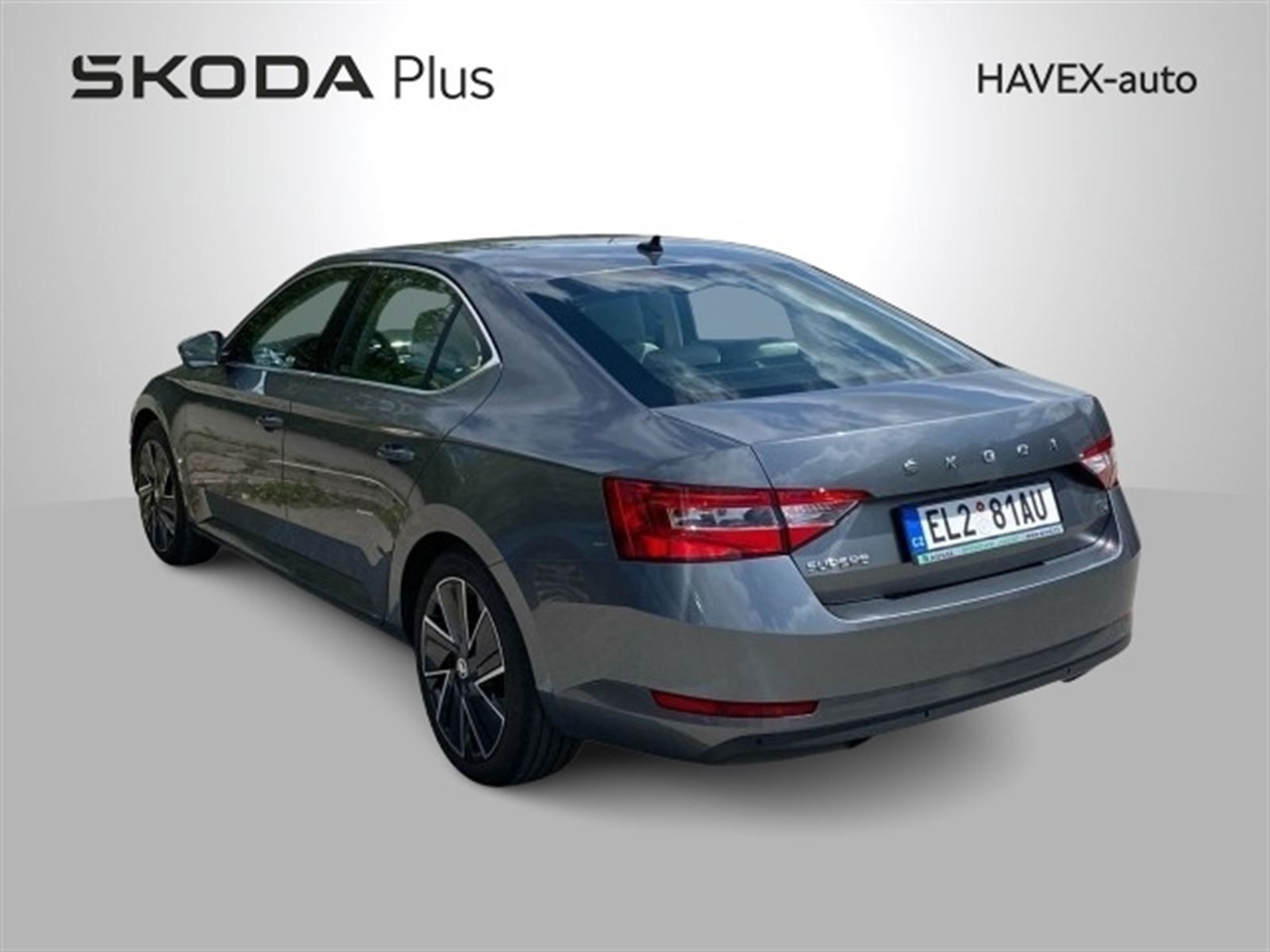 Škoda Superb, 1.4 TSI iV DSG Style - fotka 2