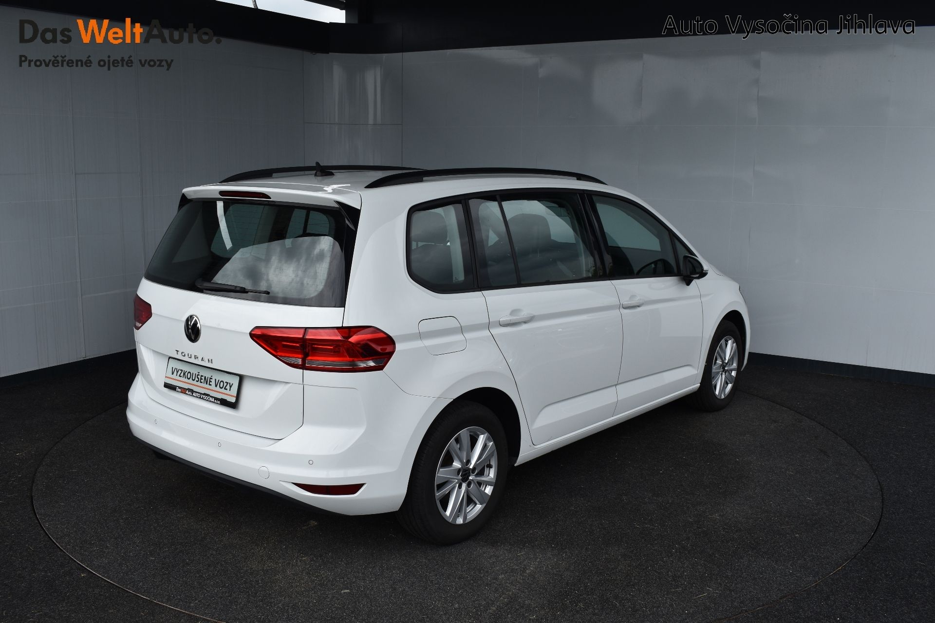 Volkswagen Touran, 1.5TSI 110kW DSG, LED - fotka 2