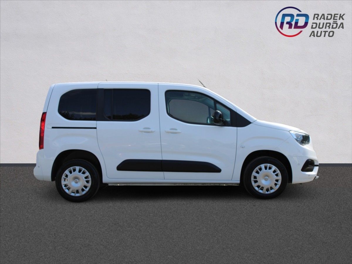 Opel Combo, 1,5 CDTI  ČR,1.MAJ,DPH,AUTOMAT - fotka 4