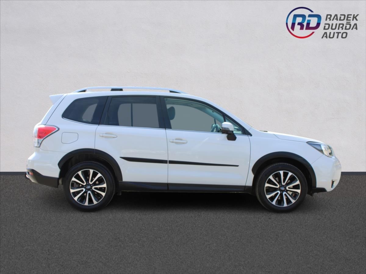 Subaru Forester, 2,0 XT  ČR,AUTOMAT,4x4,TAŽNÉ - fotka 4