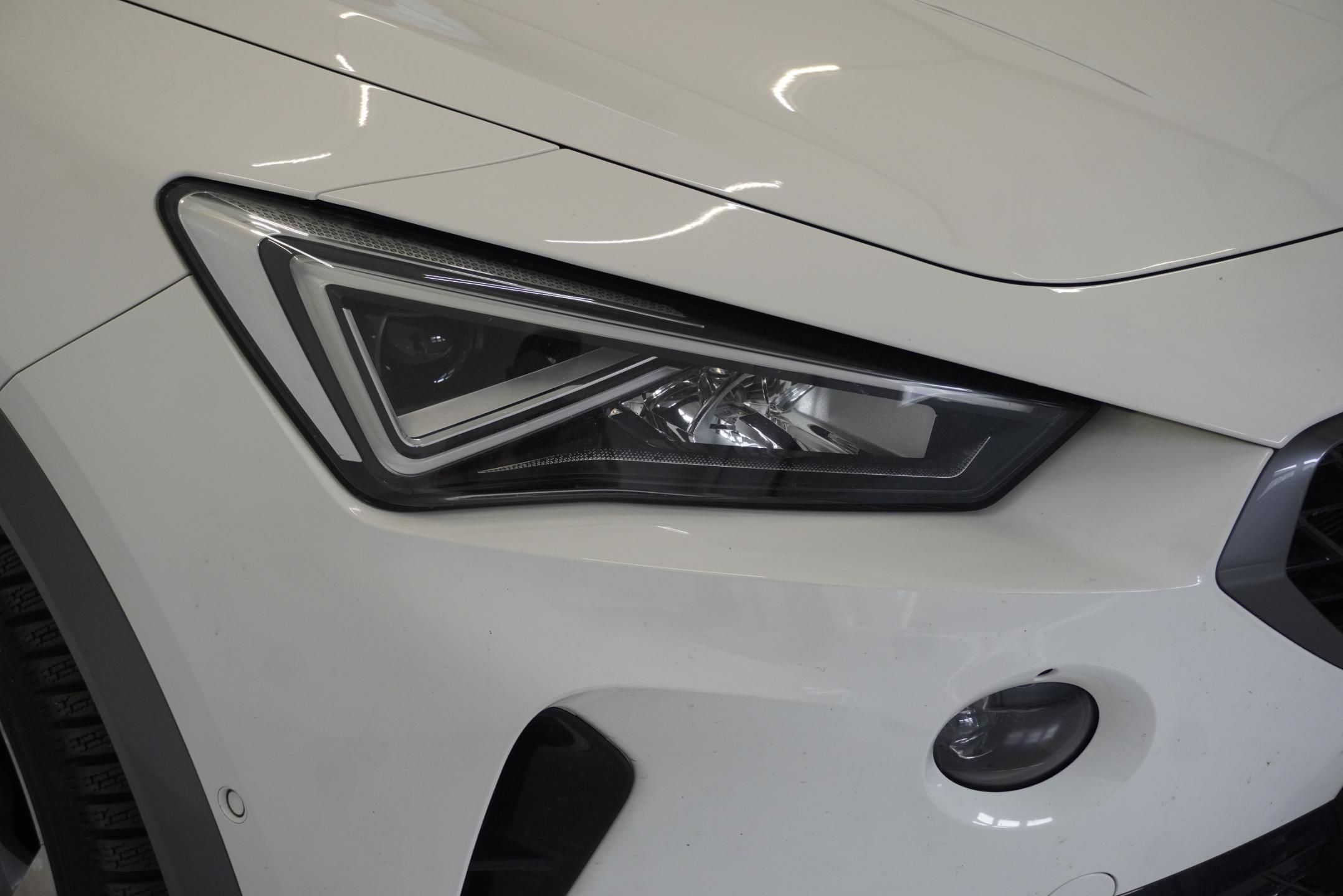 Cupra Formentor, VZ 2.0 TSI 228kW 4x4 DSG - fotka 4