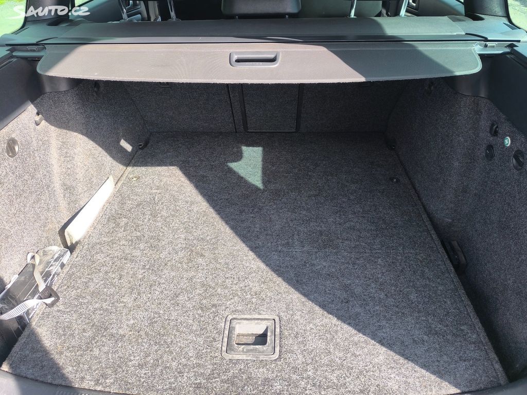 Škoda Octavia, RS125KW,KRÁSNÁ,SERVISKA,185TKM - fotka 5