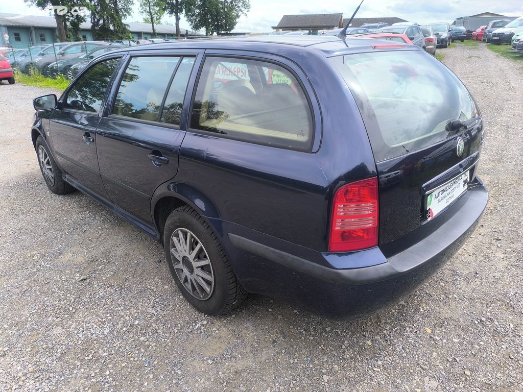 Škoda Octavia, 1,8T 150K,L+K MAX VÝBAVA,PĚKNÁ - fotka 5