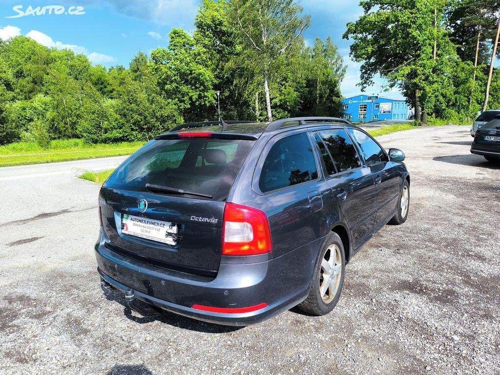 Škoda Octavia, RS125KW,KRÁSNÁ,SERVISKA,185TKM - fotka 3