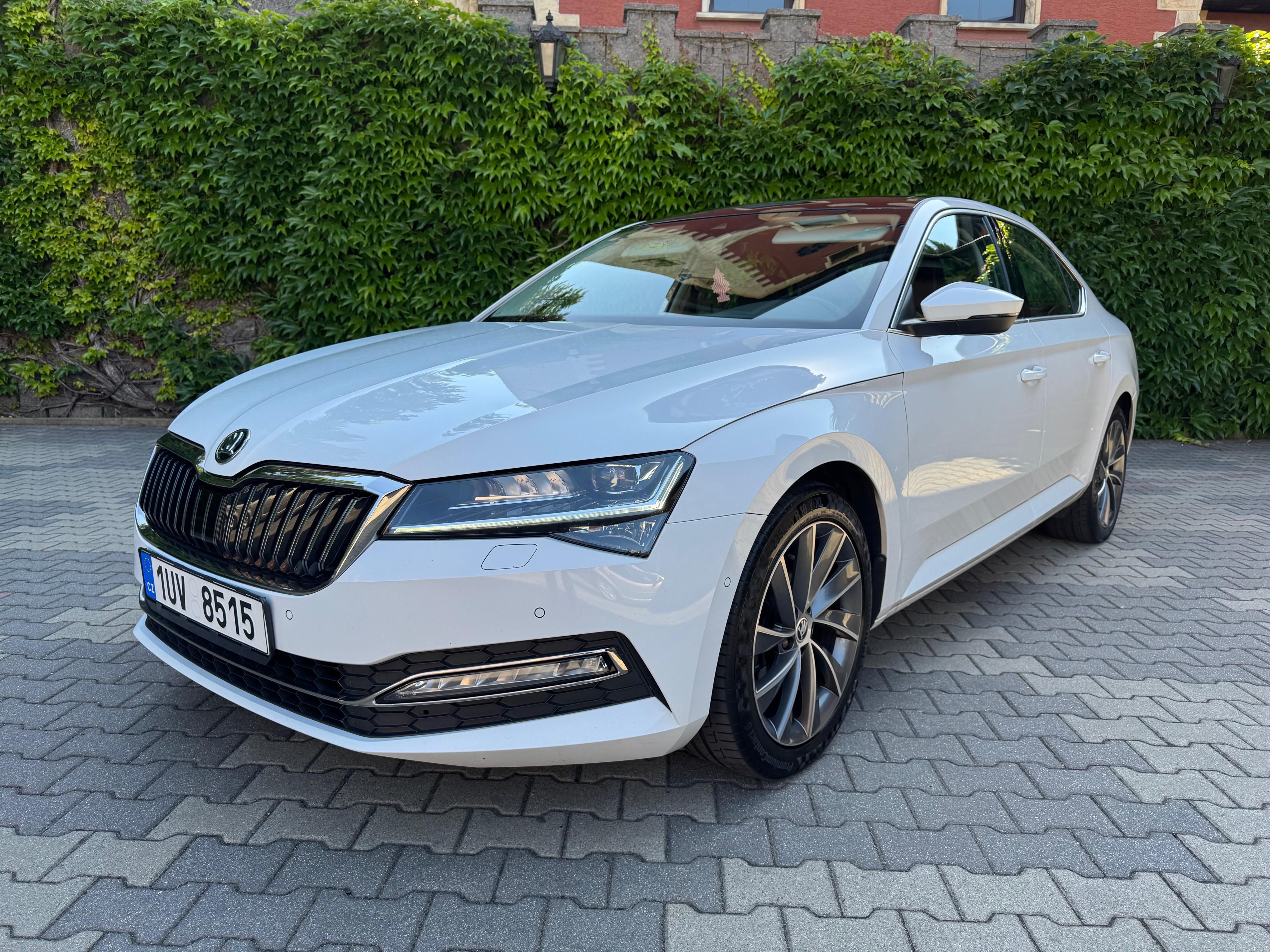 Škoda Superb, 2.0TDI 110kw DSG VIRTUAL PANO - fotka 2