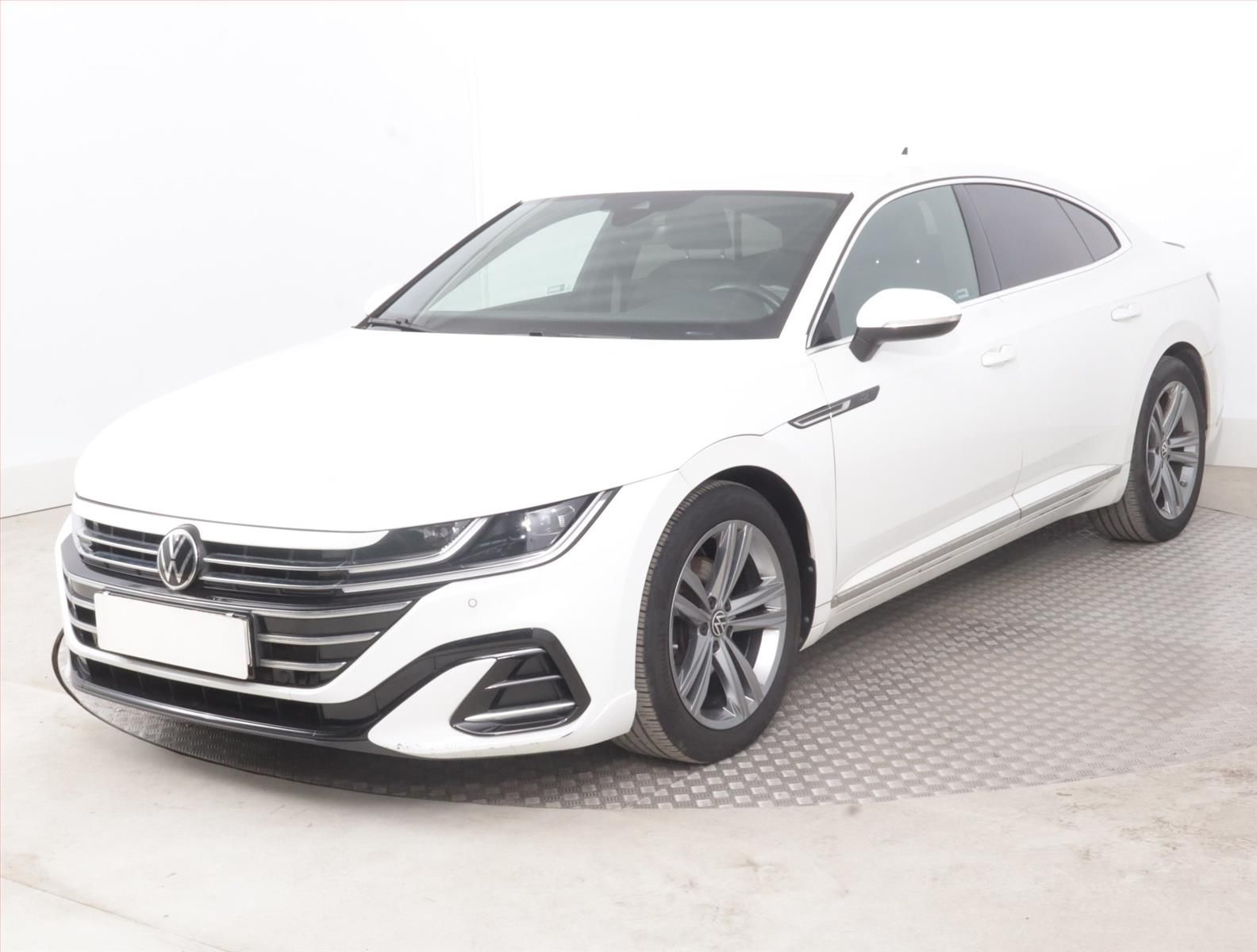 Volkswagen Arteon, 1.5 TSI, ČR,1.maj - fotka 2