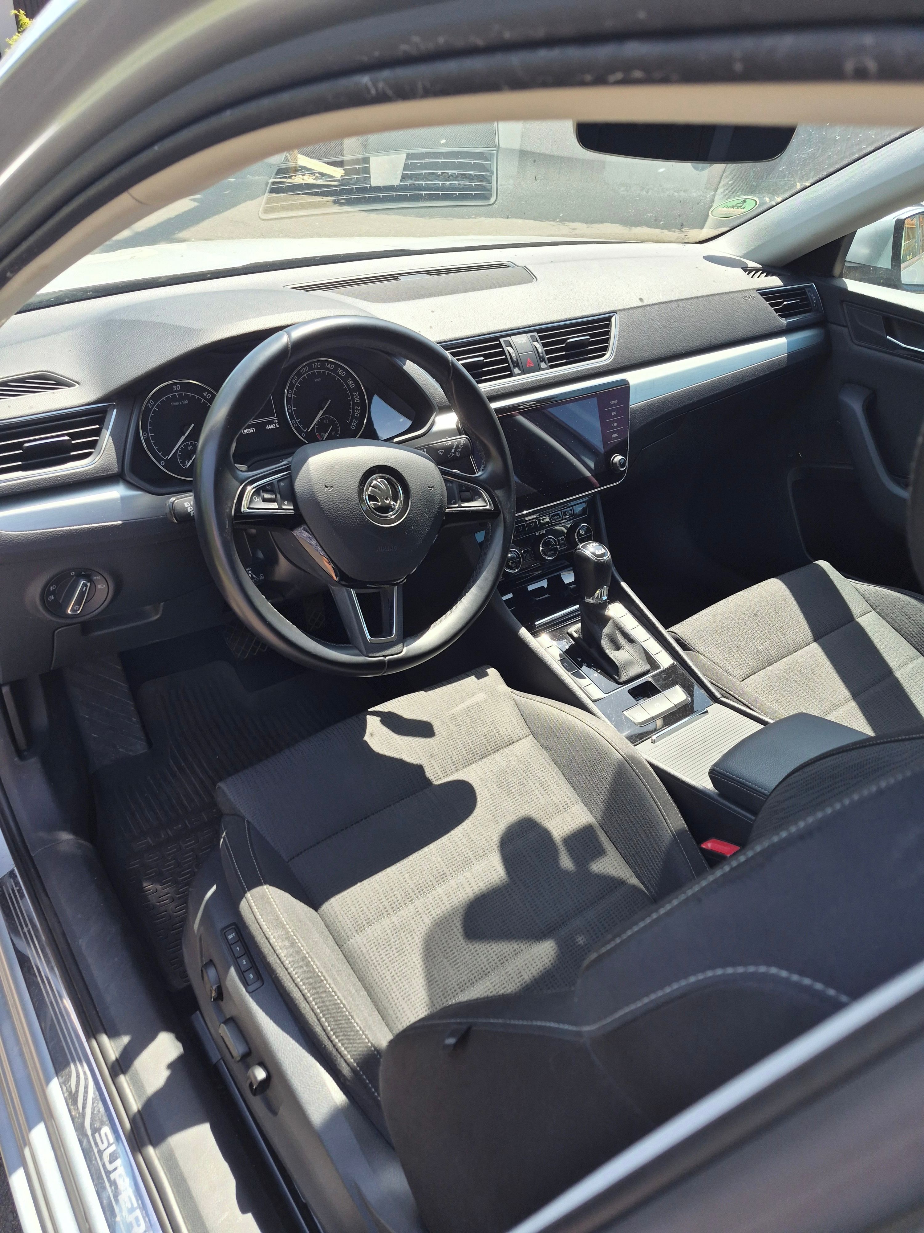 Škoda Superb, 2.0TDI 140 Amb. 4x4 AP - fotka 6