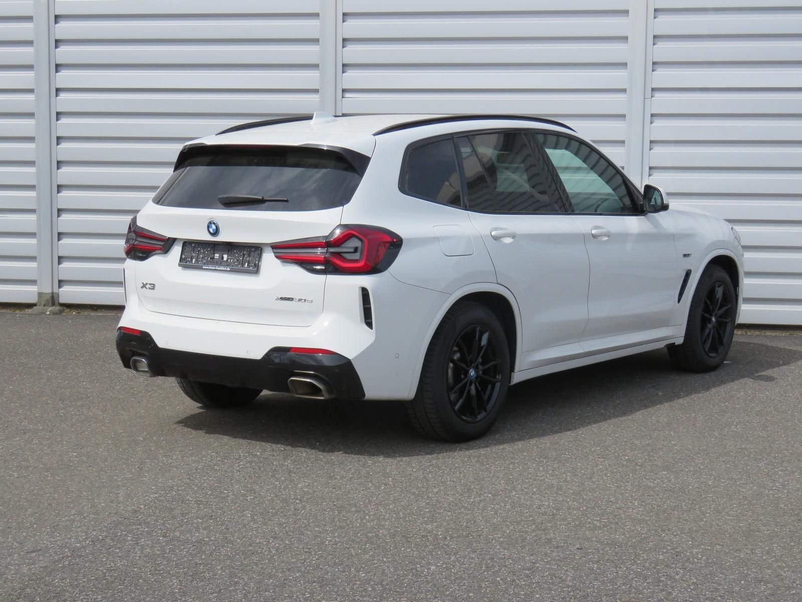 BMW X3, 30e M Sport xDrive - fotka 2