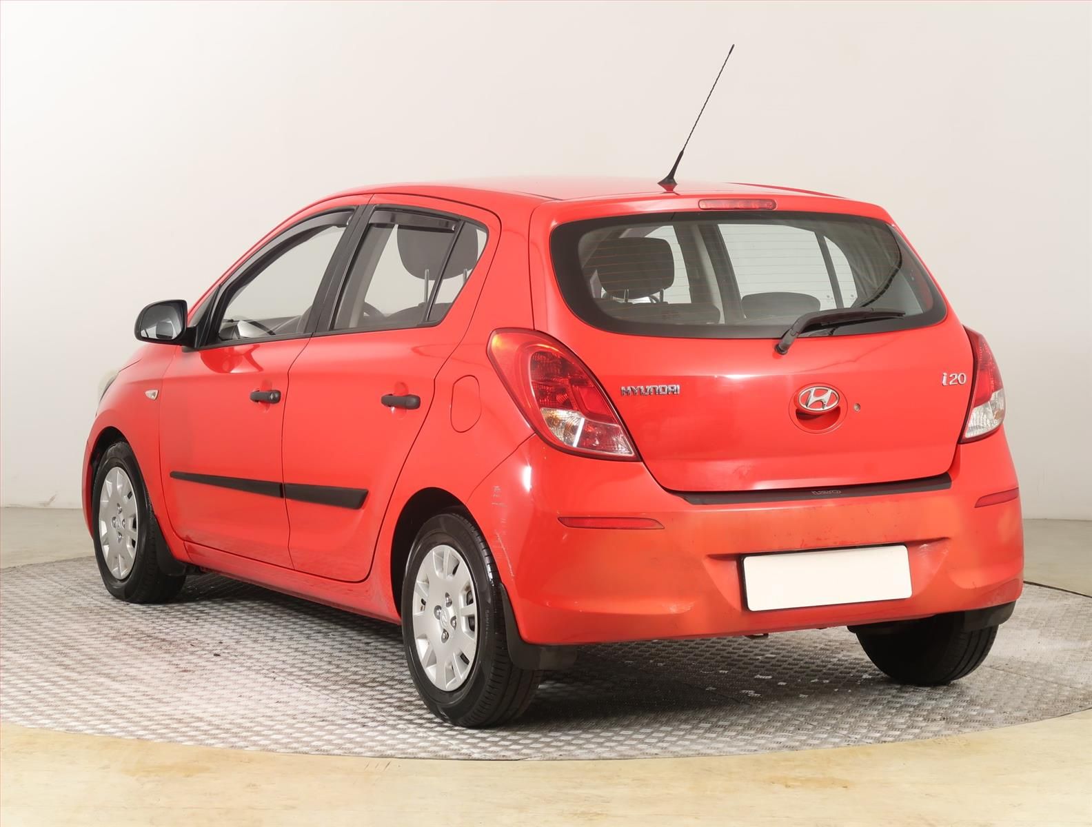 Hyundai i20, 1.2, v provozu, Klima - fotka 4