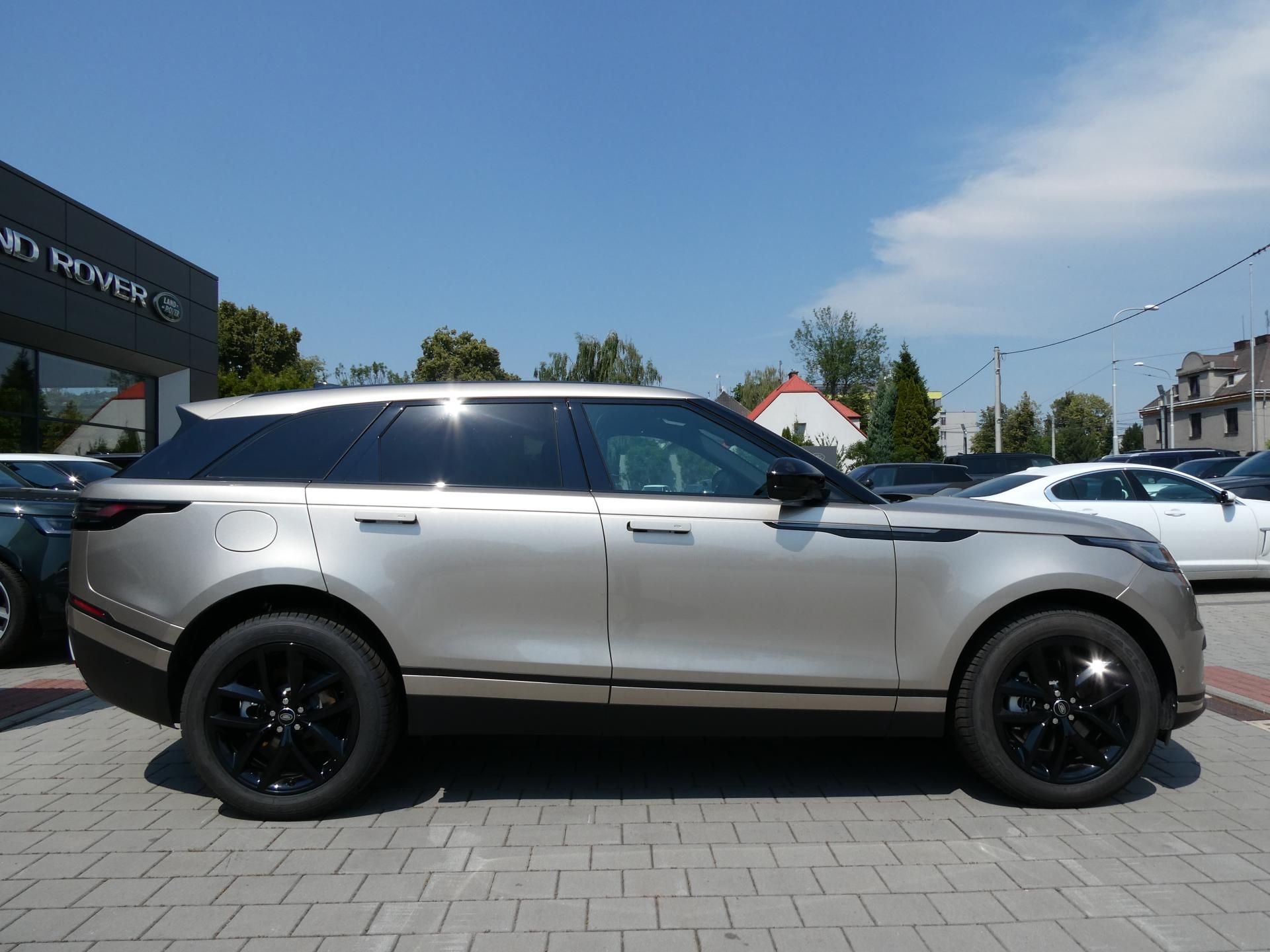 Land Rover Range Rover Velar, 2,0 S D200 - fotka 6