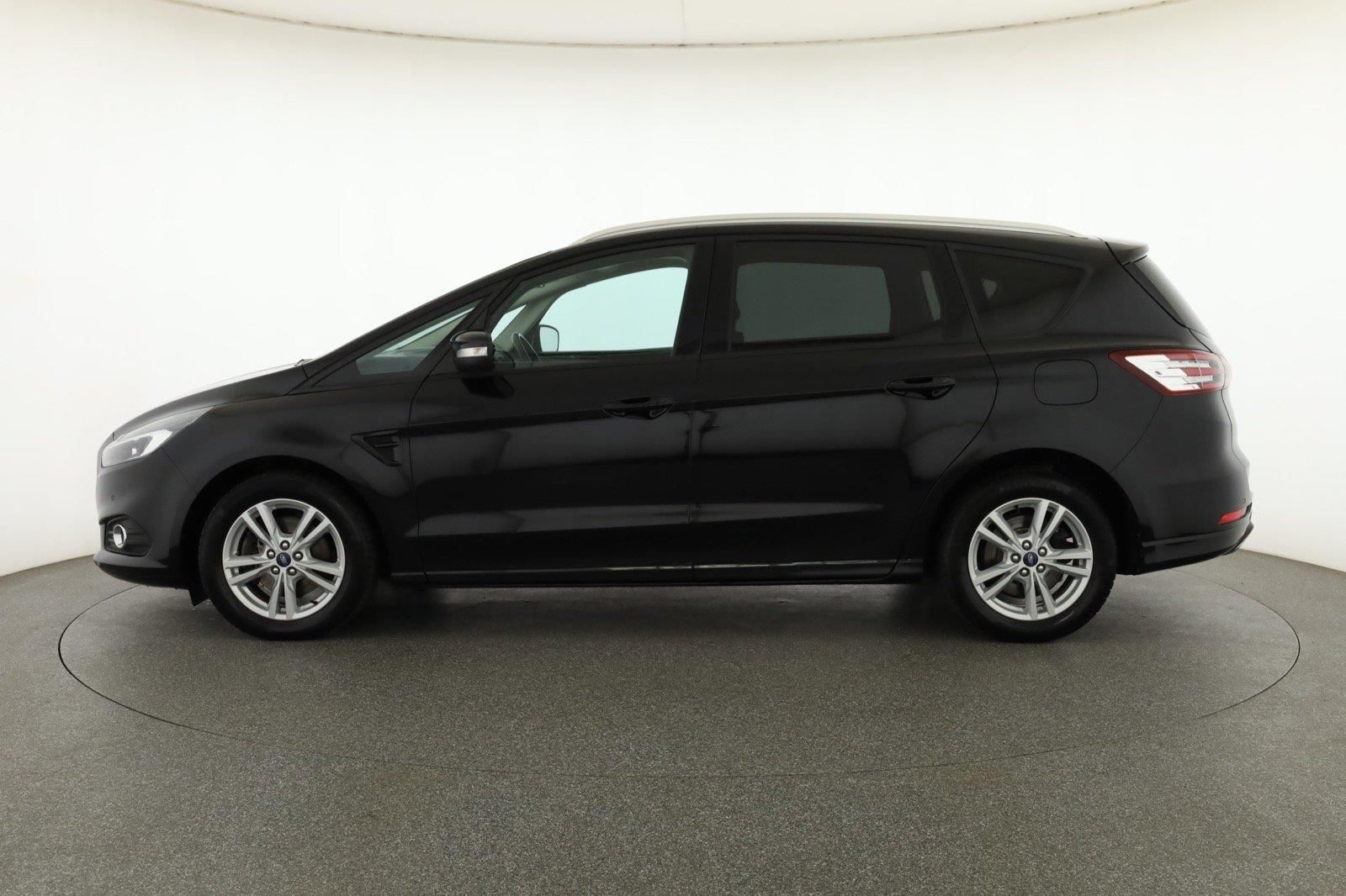 Ford S-MAX, 2.0 EcoBlue, Automat - fotka 3