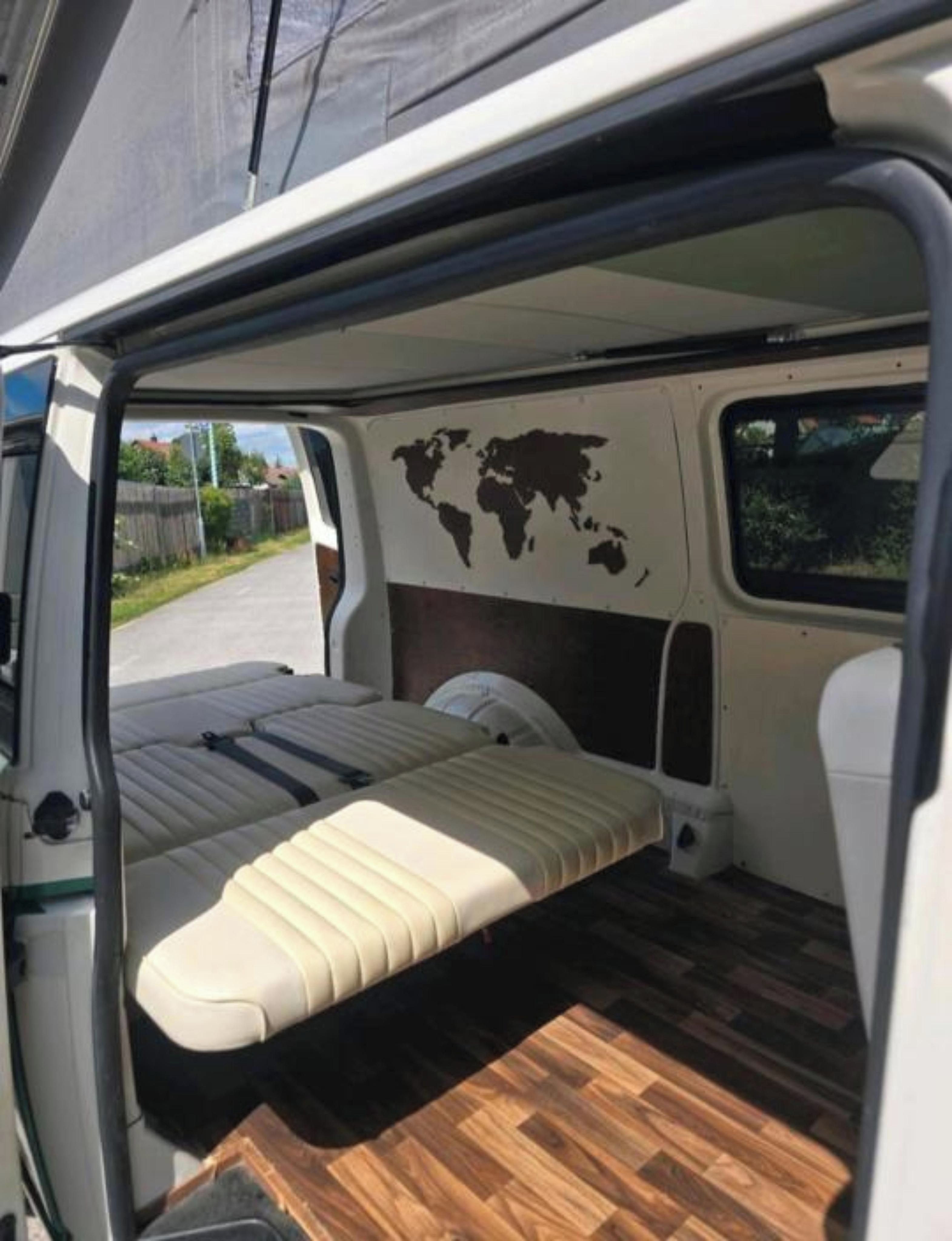 Volkswagen Transporter, 1.9Tdi camping, střecha, long - fotka 6