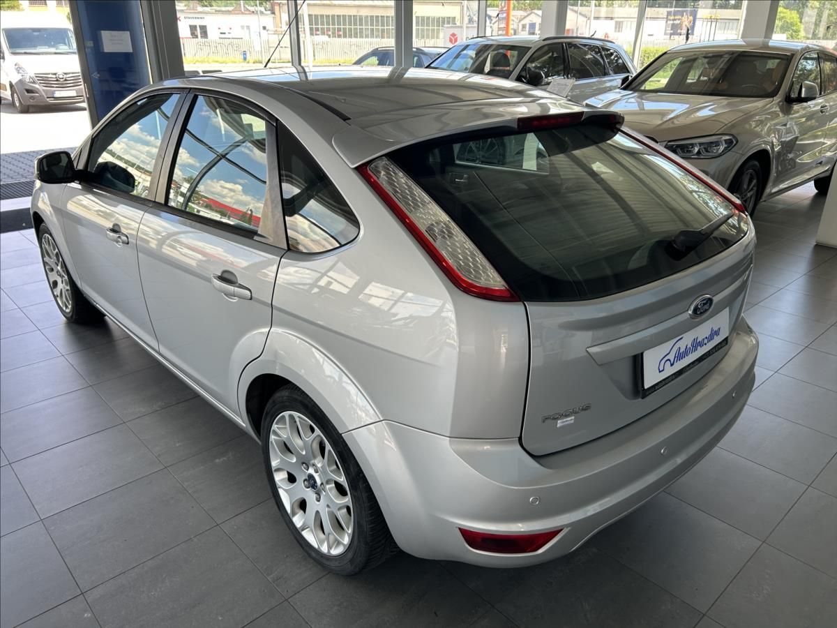 Ford Focus, 1,6   SERVISKA,KLIMATIZACE - fotka 4