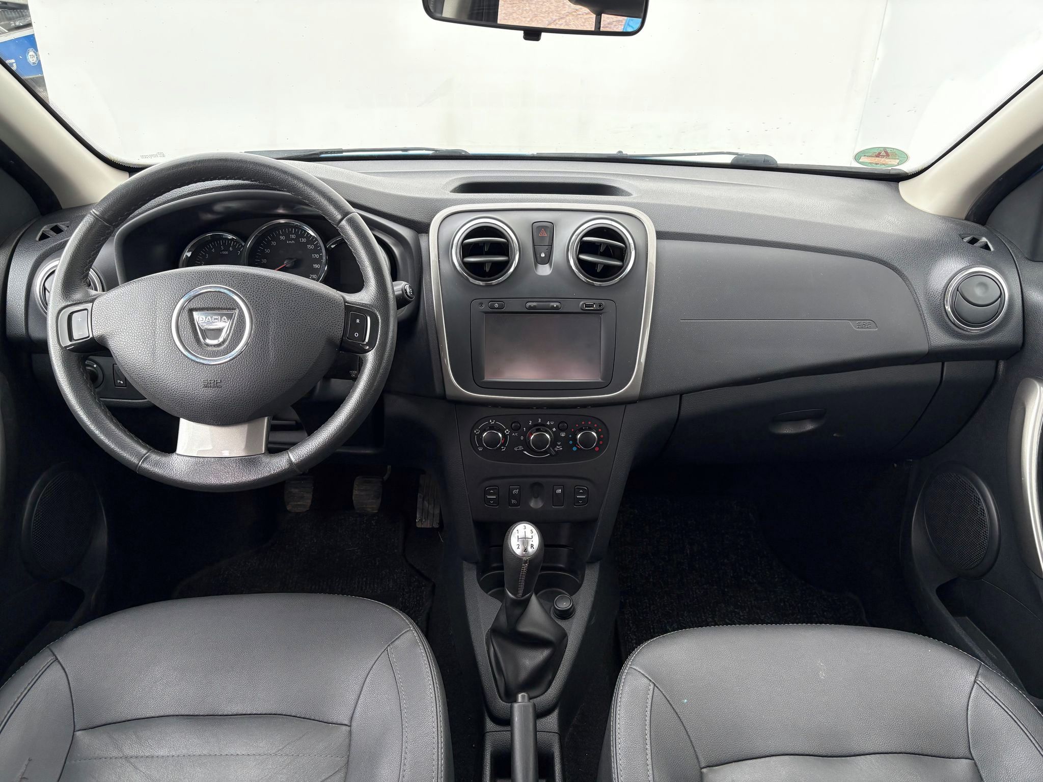 Dacia Sandero, 0.9TCe 66kW Stepway, Klima - fotka 5
