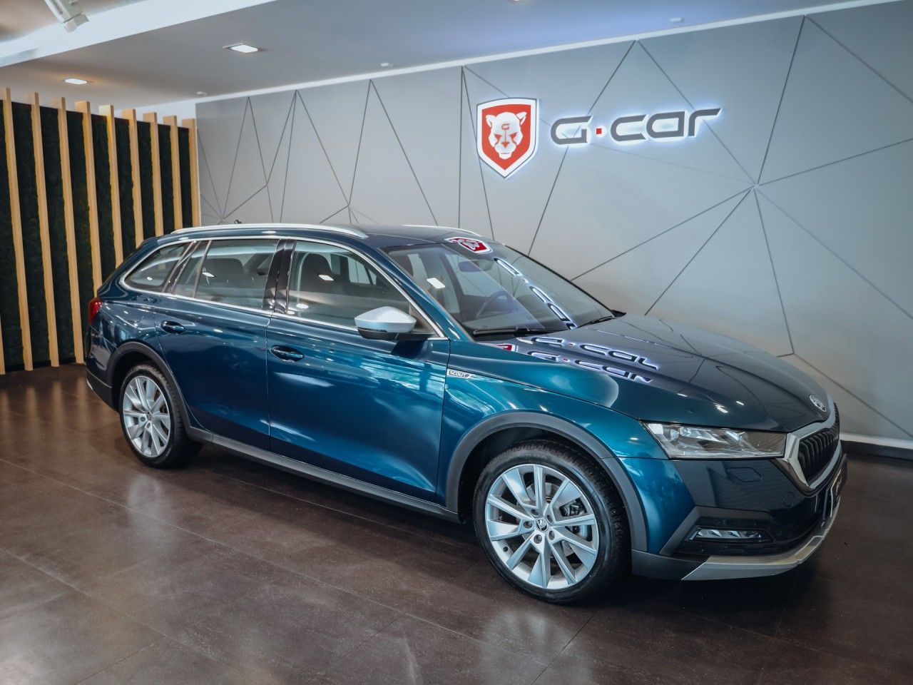 Škoda Octavia, 2.0 TDI 147kW 4x4 DSG Scout - fotka 3