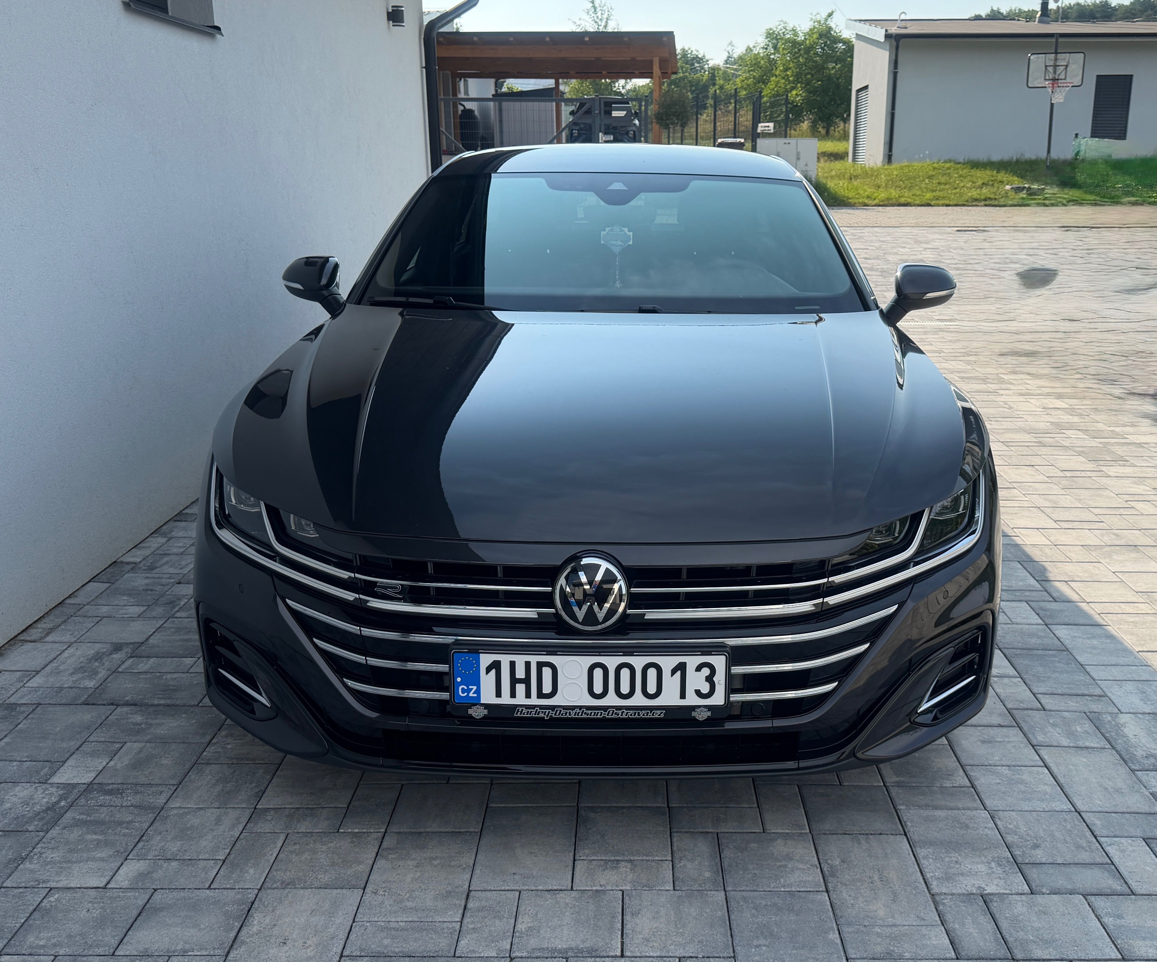 Volkswagen Arteon Shooting Brake, R-Line 2.0 Tsi 140Kw vw záruka