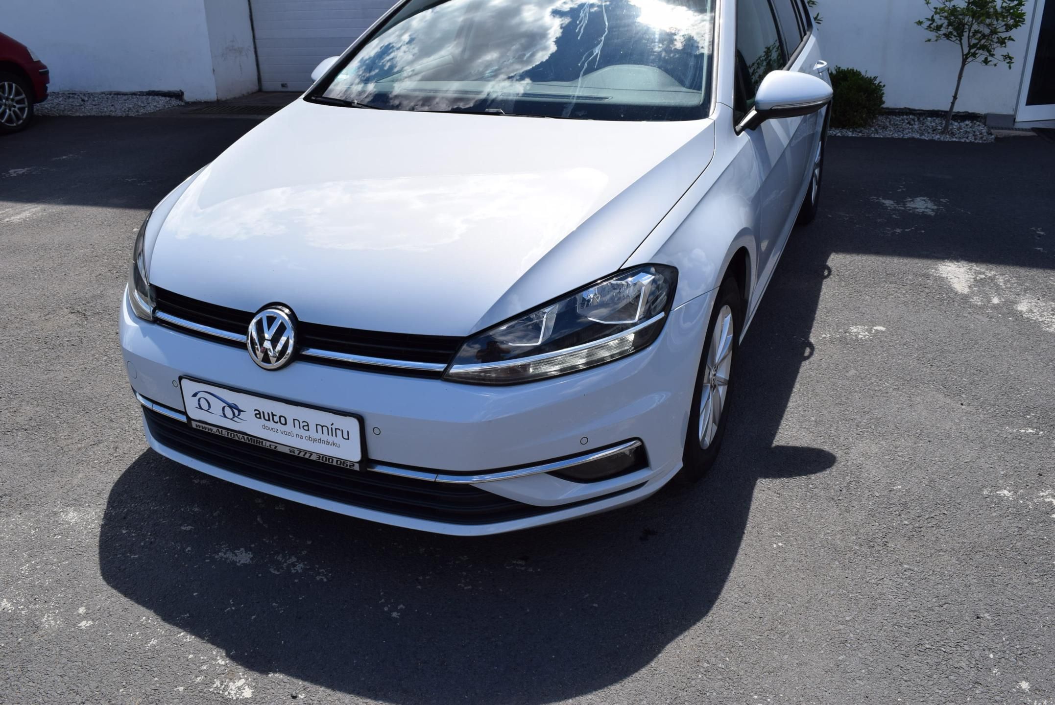 Volkswagen Golf Variant, 1.4TSI 92kw CLBMT TAŽ NAVI APP - fotka 2