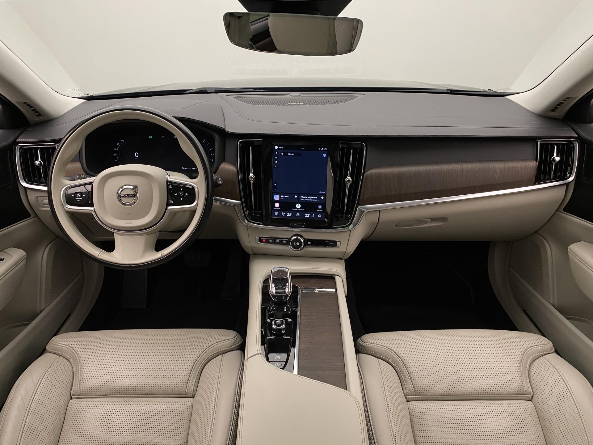 Volvo V90, B4 AWD BRIGHT PLUS AUT CZ - fotka 2
