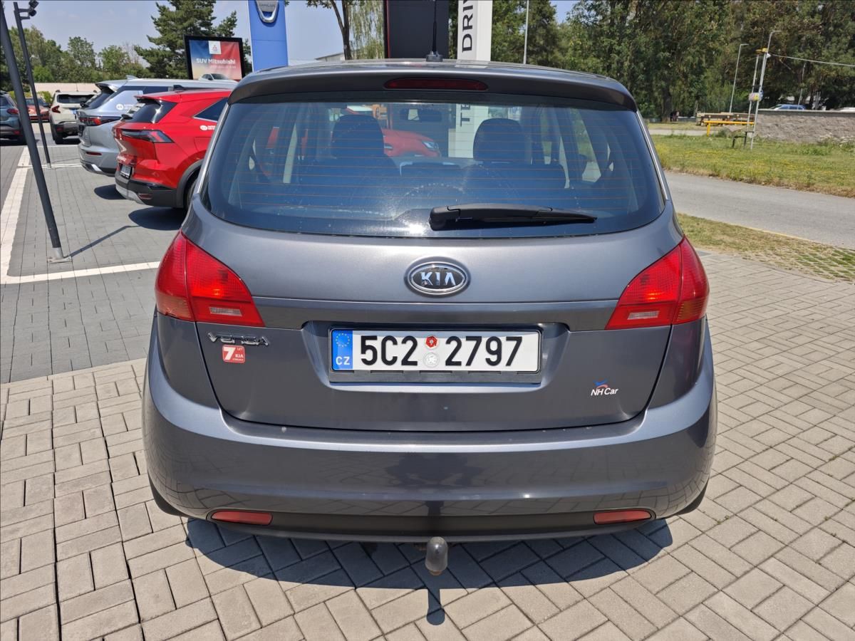 Kia Venga, 1,4 CVVT  Comfort - fotka 5