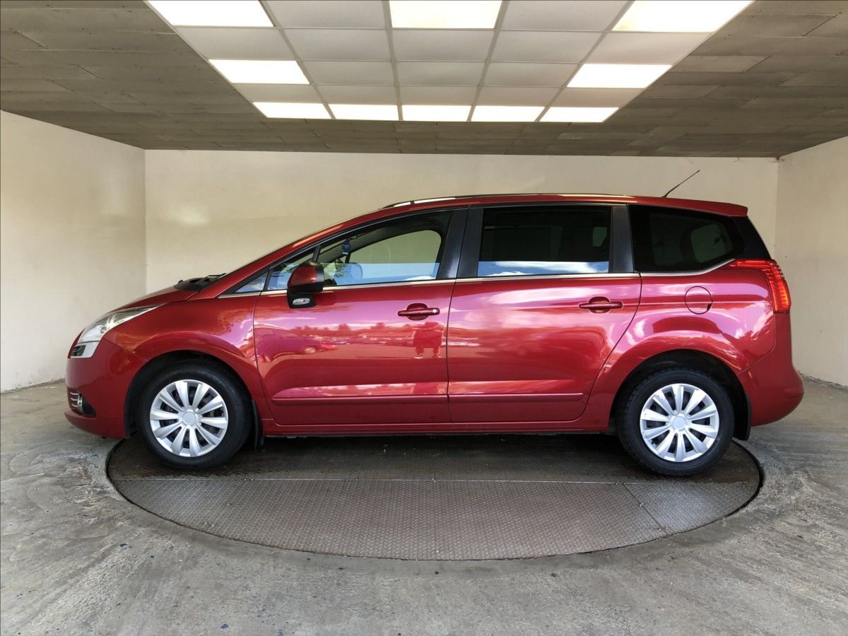 Peugeot 5008, 1,6 HDI - fotka 4