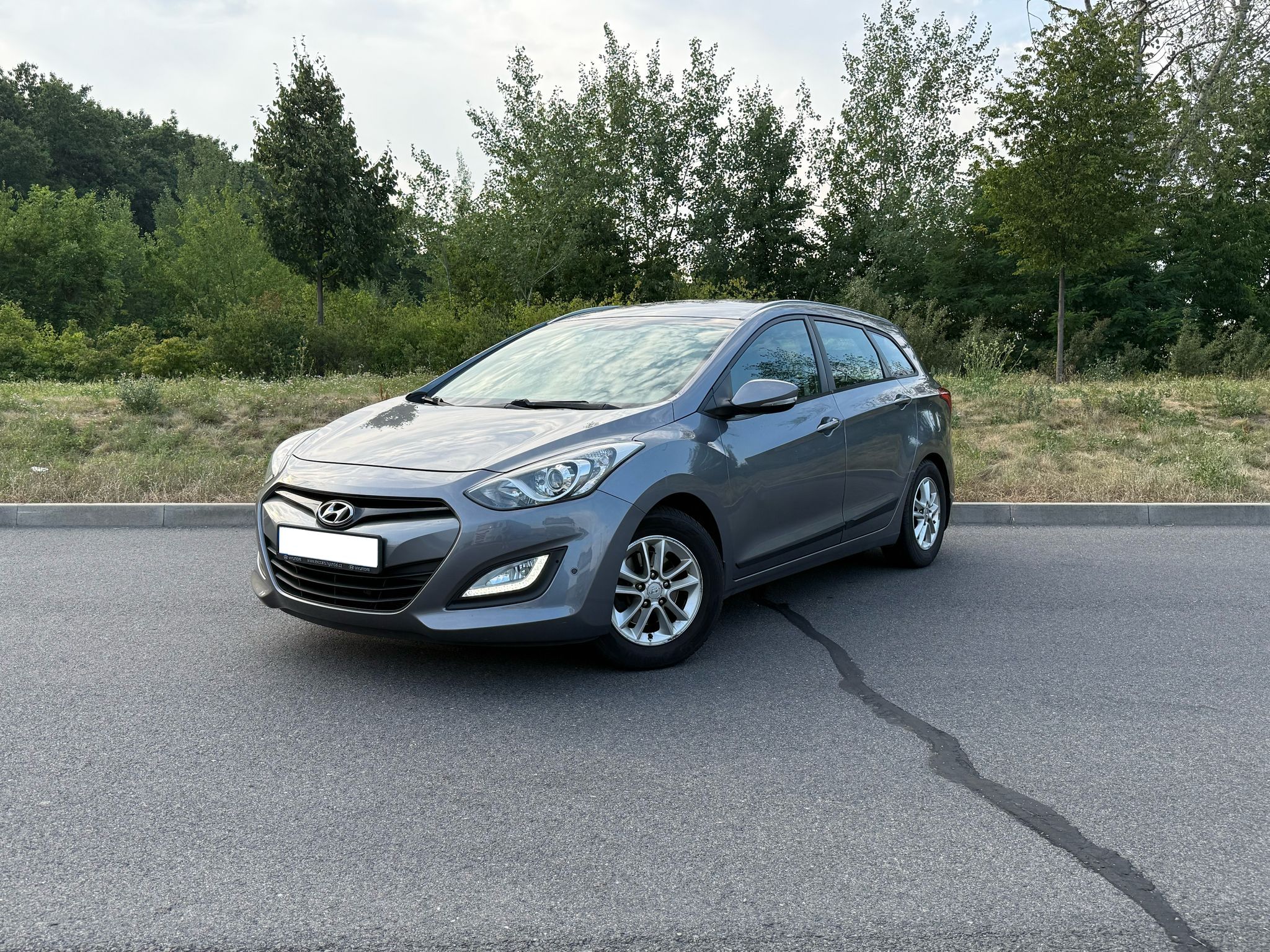 Hyundai i30, 1.6 GDI 99kw, Trikolor, 1M ČR,