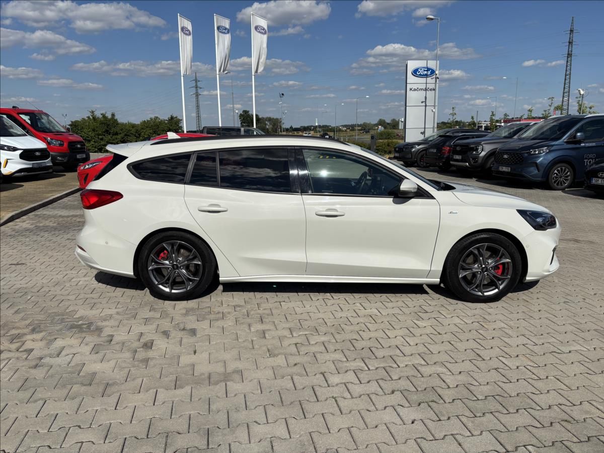 Ford Focus, 1,5 EcoBlue 88 kW ST-line - fotka 6