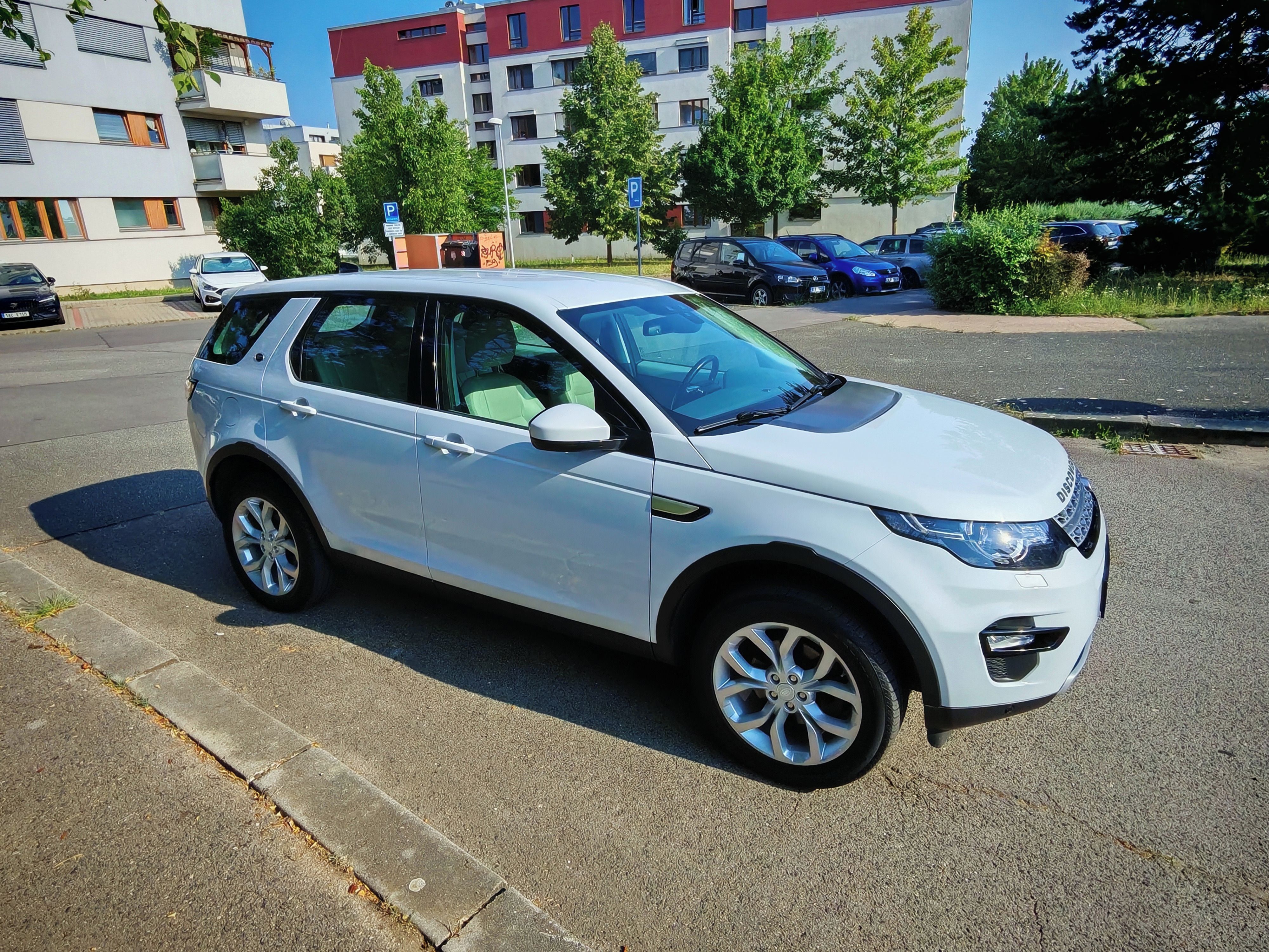 Land Rover Discovery Sport, HSE 132kW - fotka 3