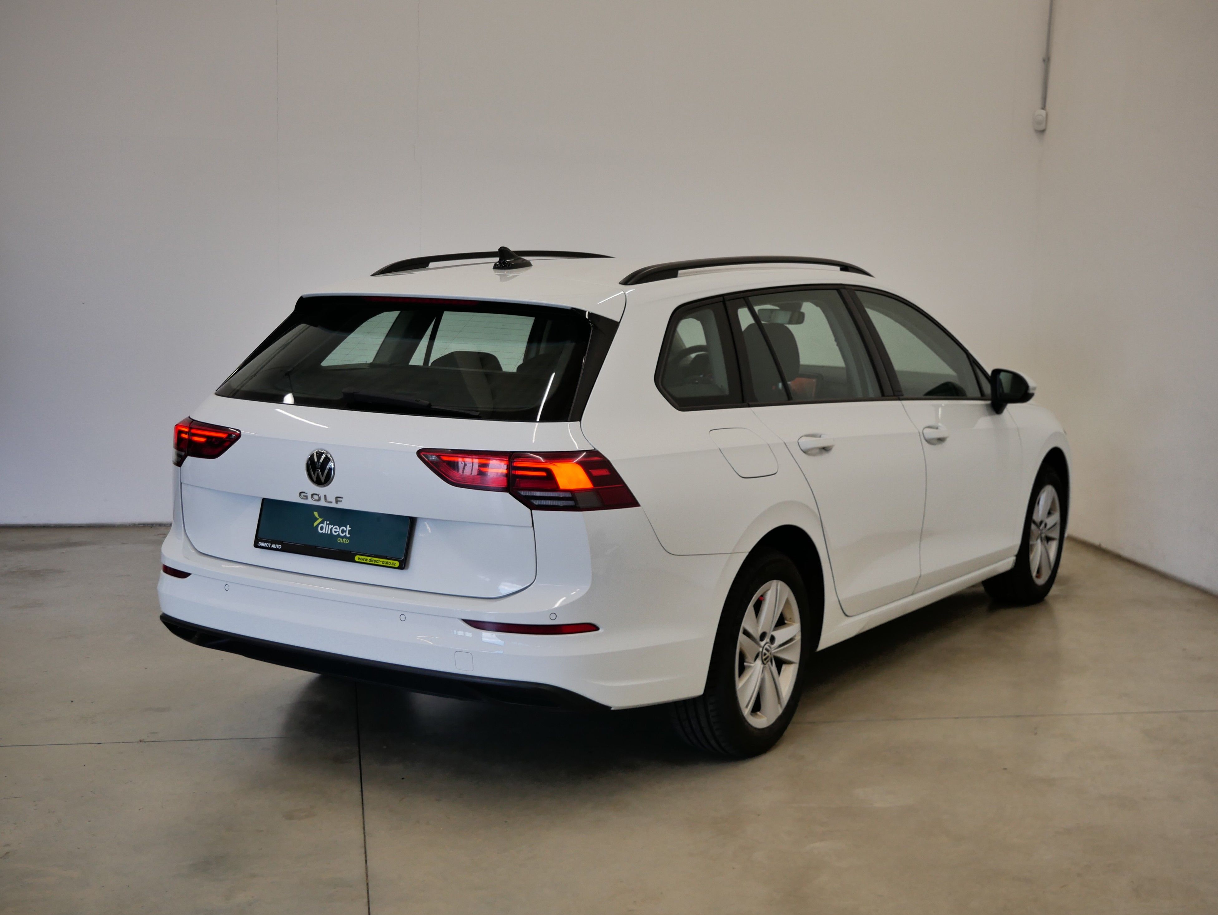 Volkswagen Golf, 2.0 TDI 85 kW Life - fotka 2