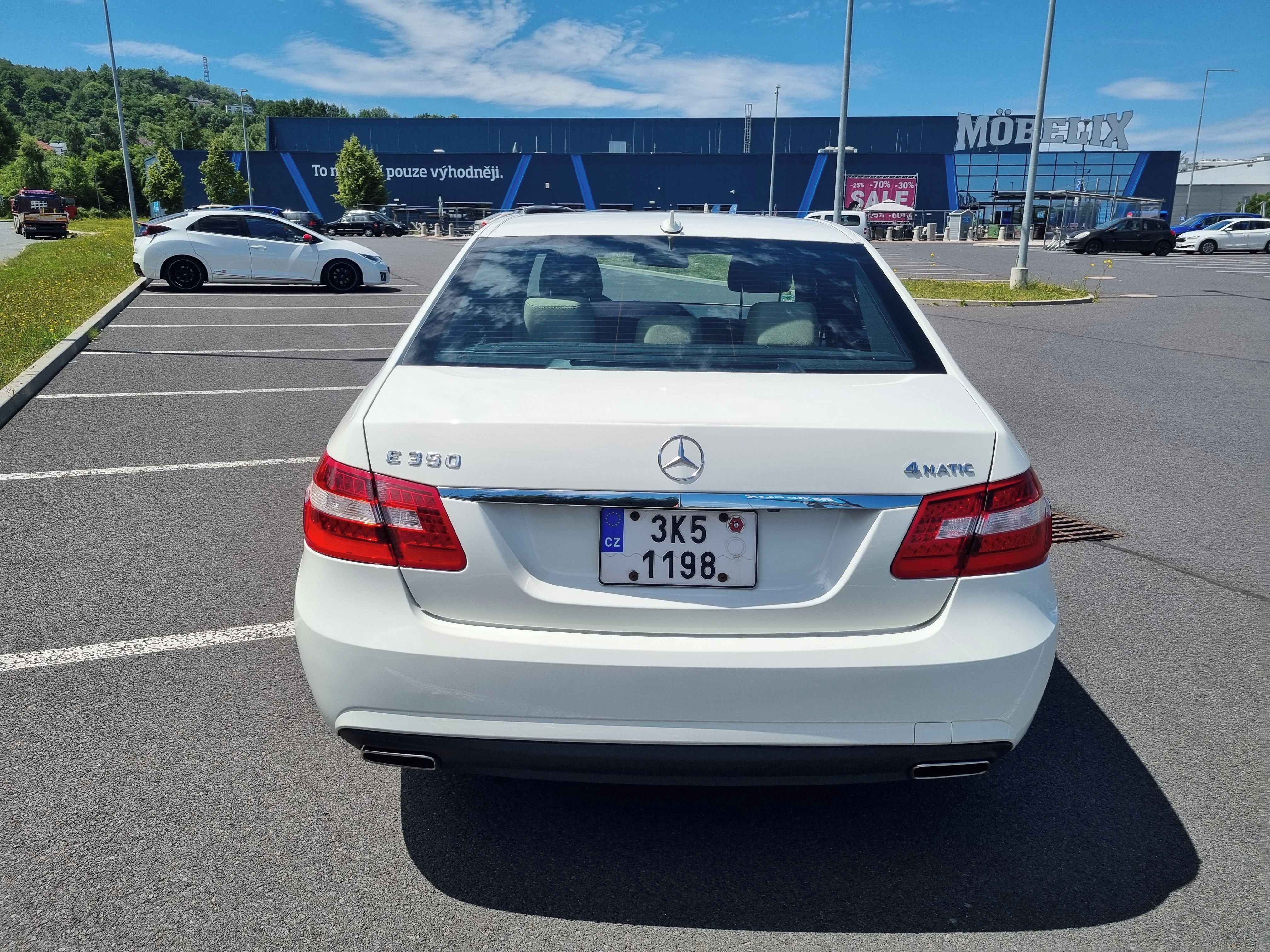 Mercedes-Benz Třídy E, 350E, 4MATIC, 1majitel do r.24 - fotka 5