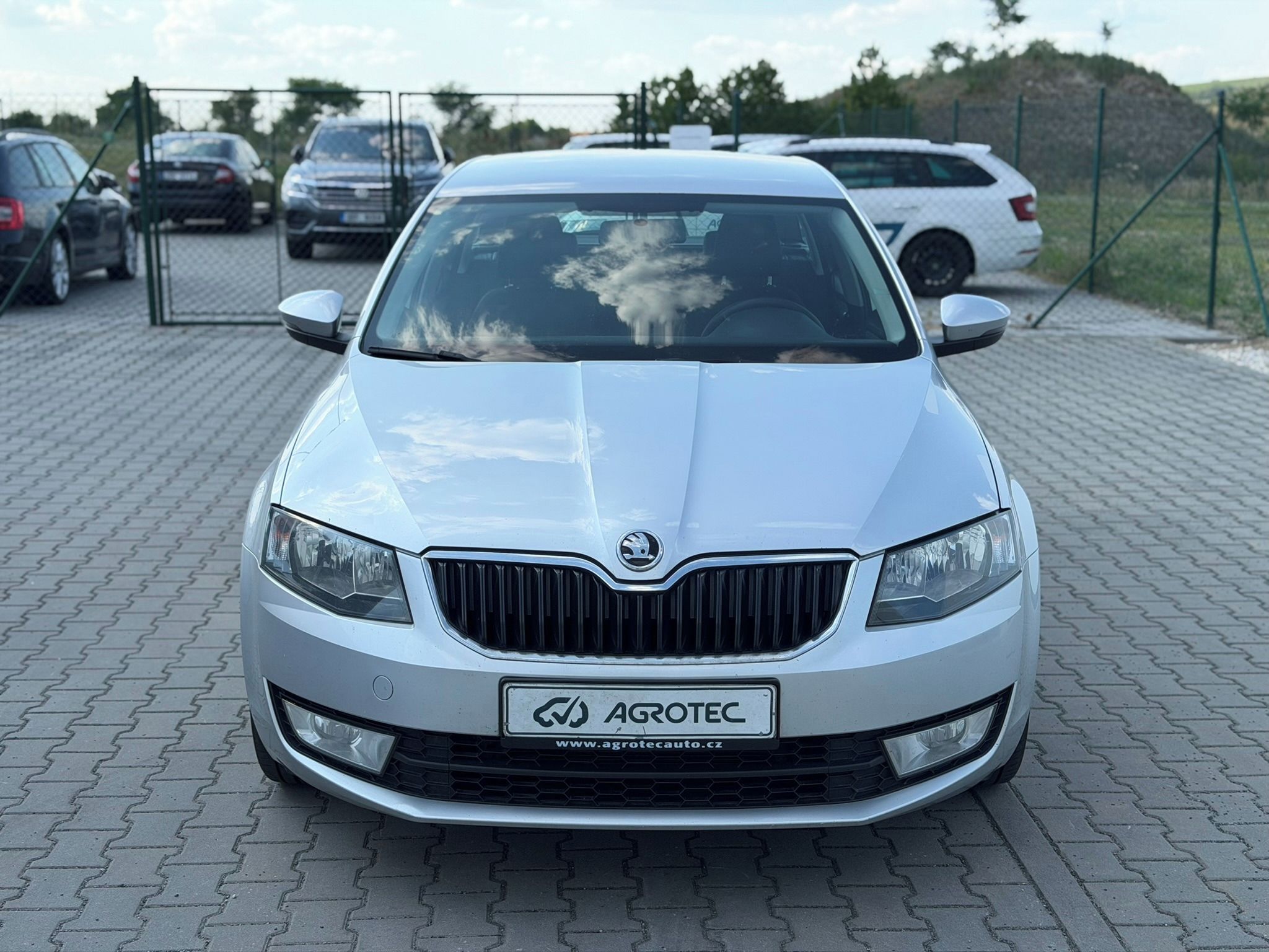Škoda Octavia, 1.6 TDI 77 kW Ambition - fotka 2