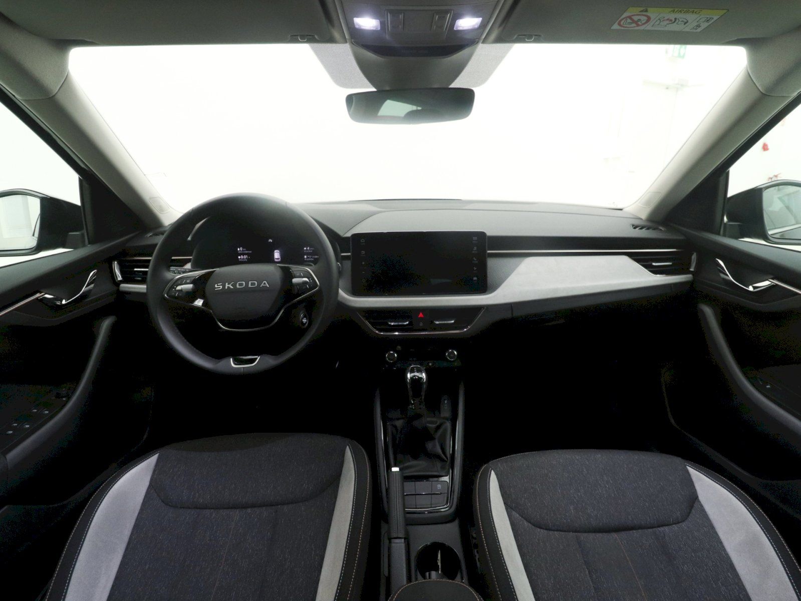 Škoda Kamiq, Top Selection 1.0 TSI 85kW DSG - fotka 5