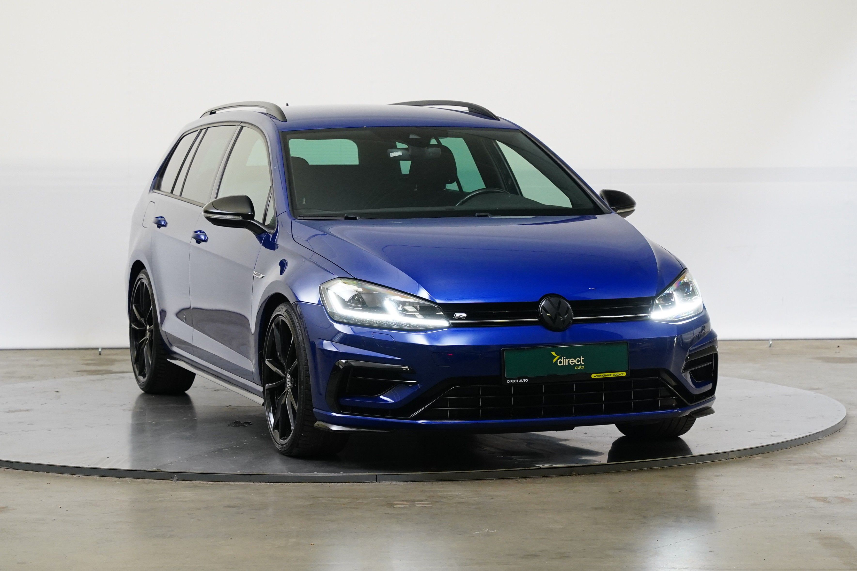 Volkswagen Golf, 2.0 TSI 221 kW 4Motion R - fotka 3